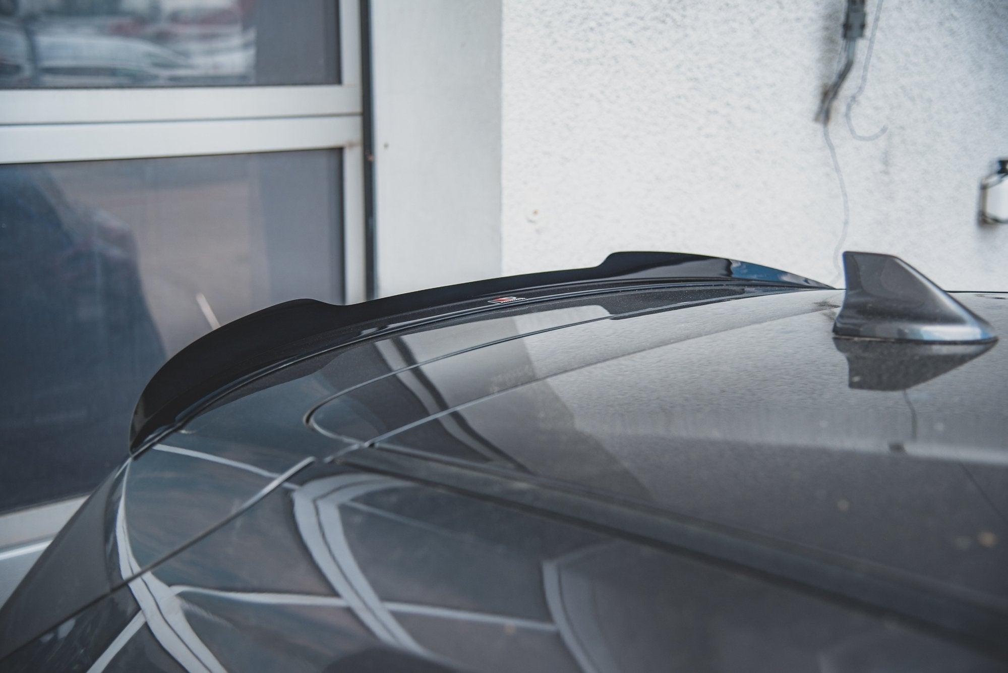 Maxton Design Spoiler CAP passend für Ford Puma Mk1 schwarz Hochglanz