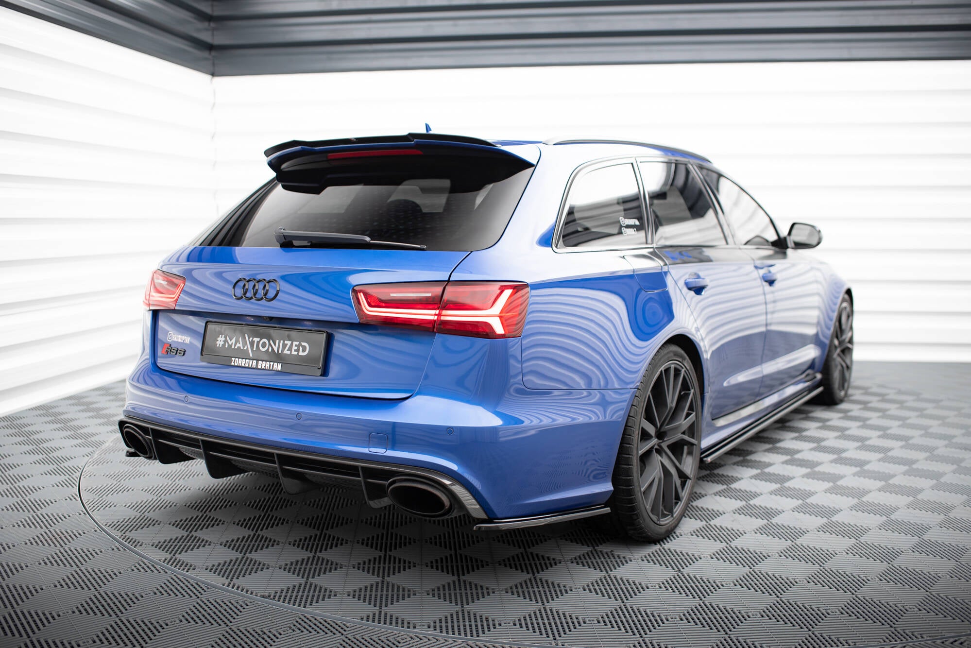 Maxton Design Spoiler CAP V.1 passend für Audi RS6 C7 / C7 Facelift schwarz Hochglanz