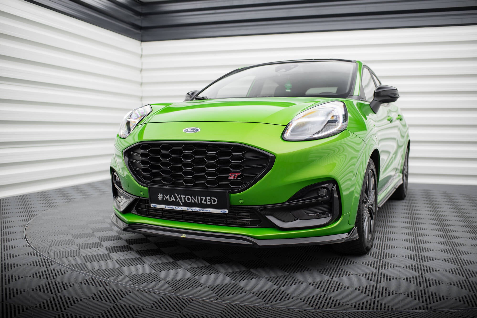 Maxton Design Street+ Spoilerlippe Front Ansatz V.2 passend für Ford Puma ST / ST-Line Mk1 schwarz Hochglanz