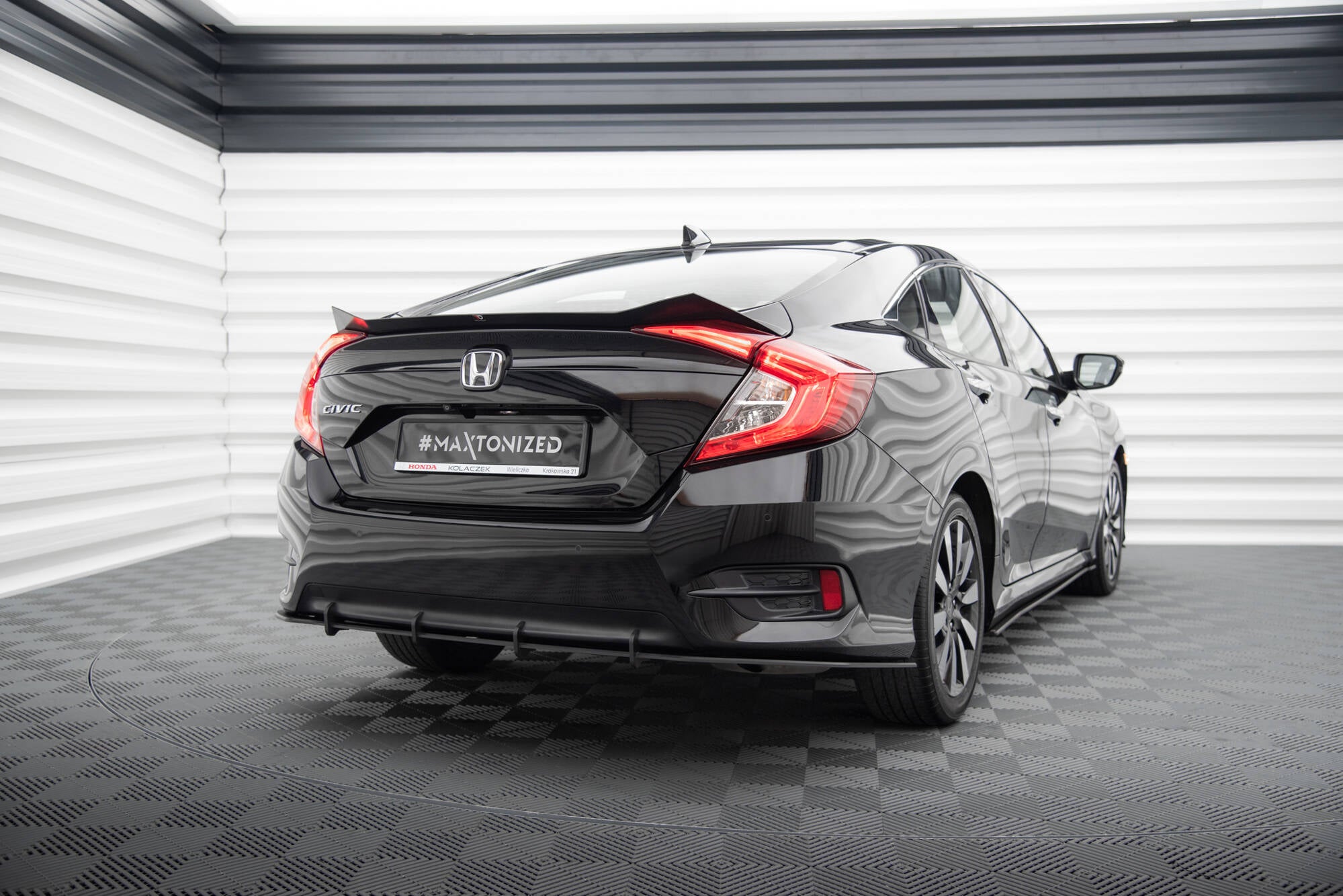 Maxton Design Street Pro Heckschürze passend für Honda Civic Mk10