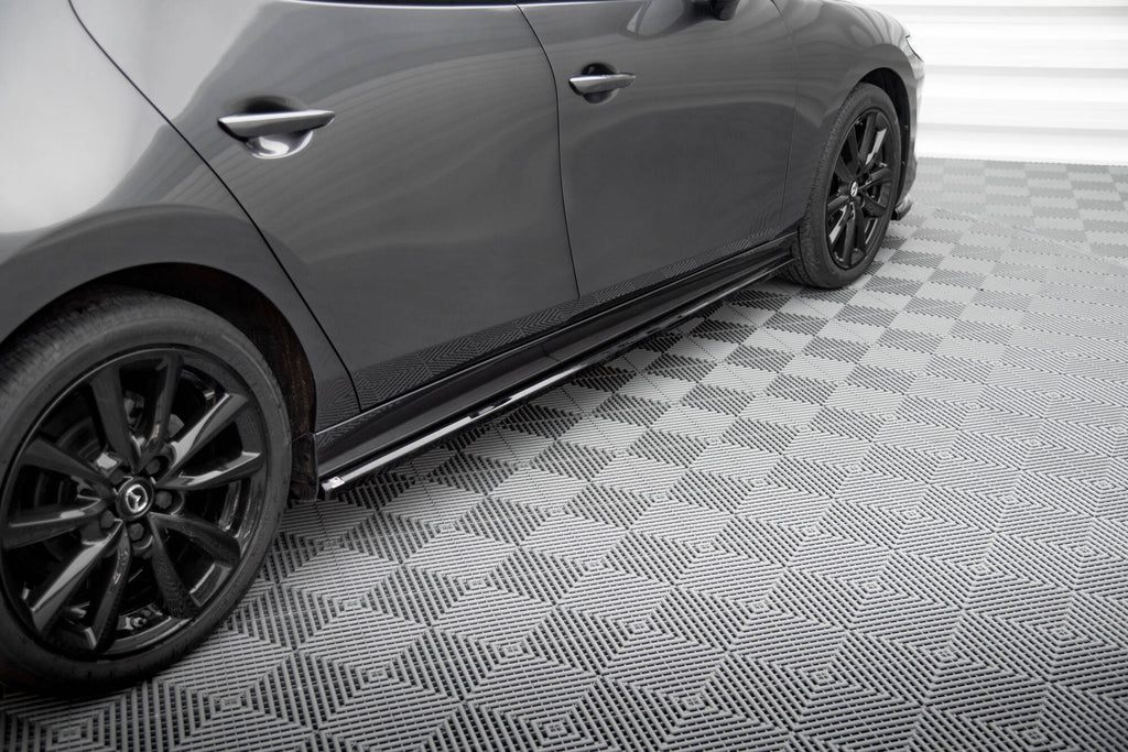Maxton Design Street+ Seitenschweller Leisten passend für Mazda 3 Mk4 schwarz Hochglanz