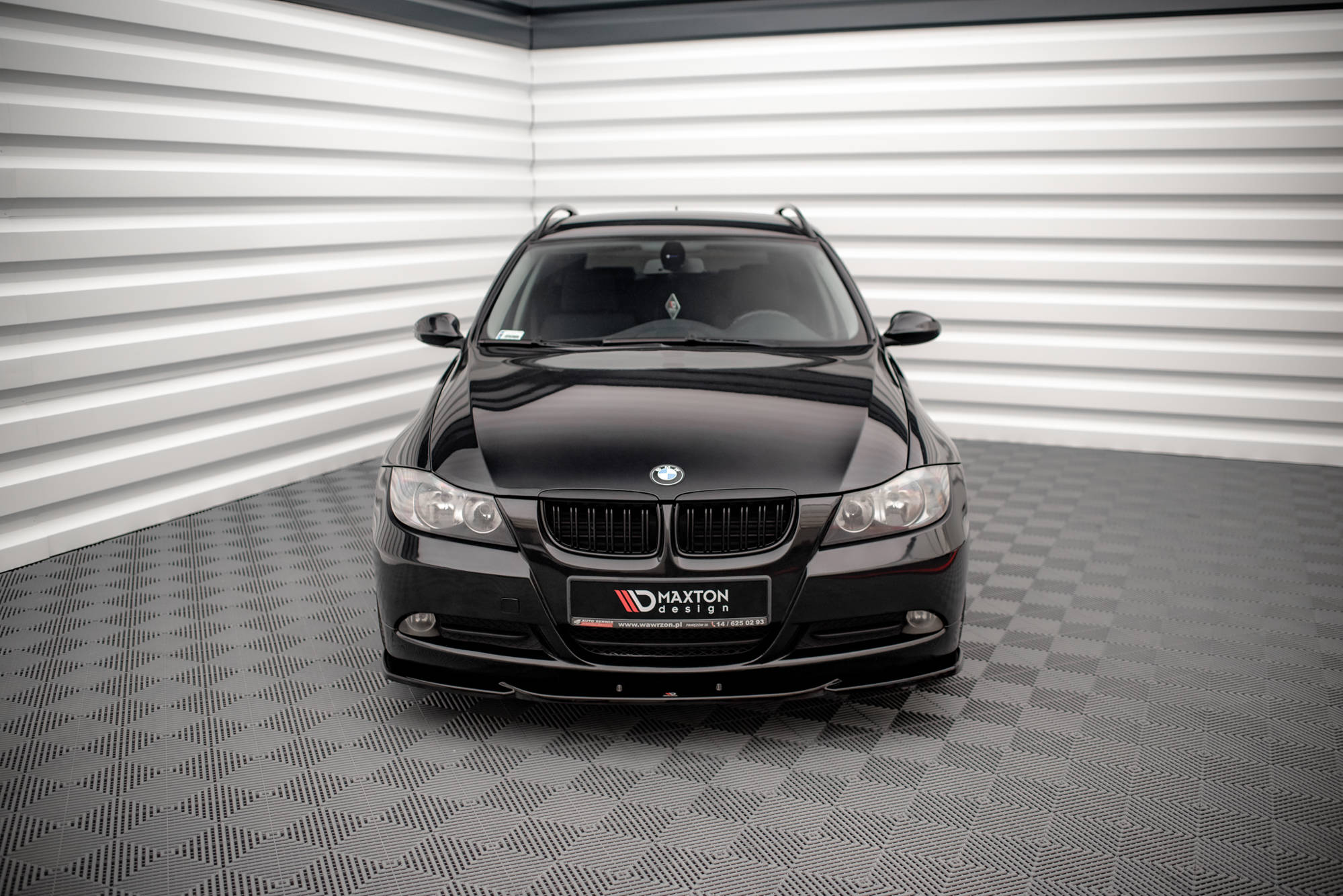 Maxton Design Street+ Spoilerlippe Front Ansatz V.2 passend für BMW 3er E90 schwarz Hochglanz