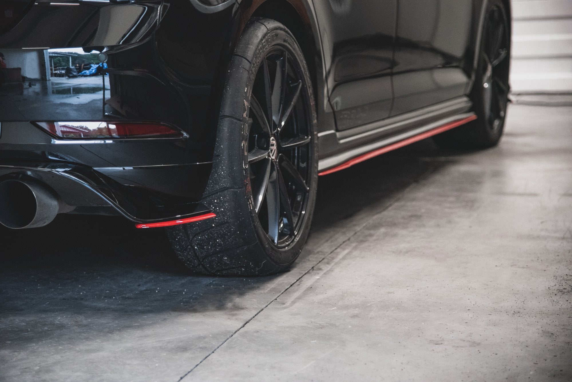 Maxton Design Heck Ansatz Flaps Diffusor passend für VW Golf 7 GTI TCR schwarz Hochglanz