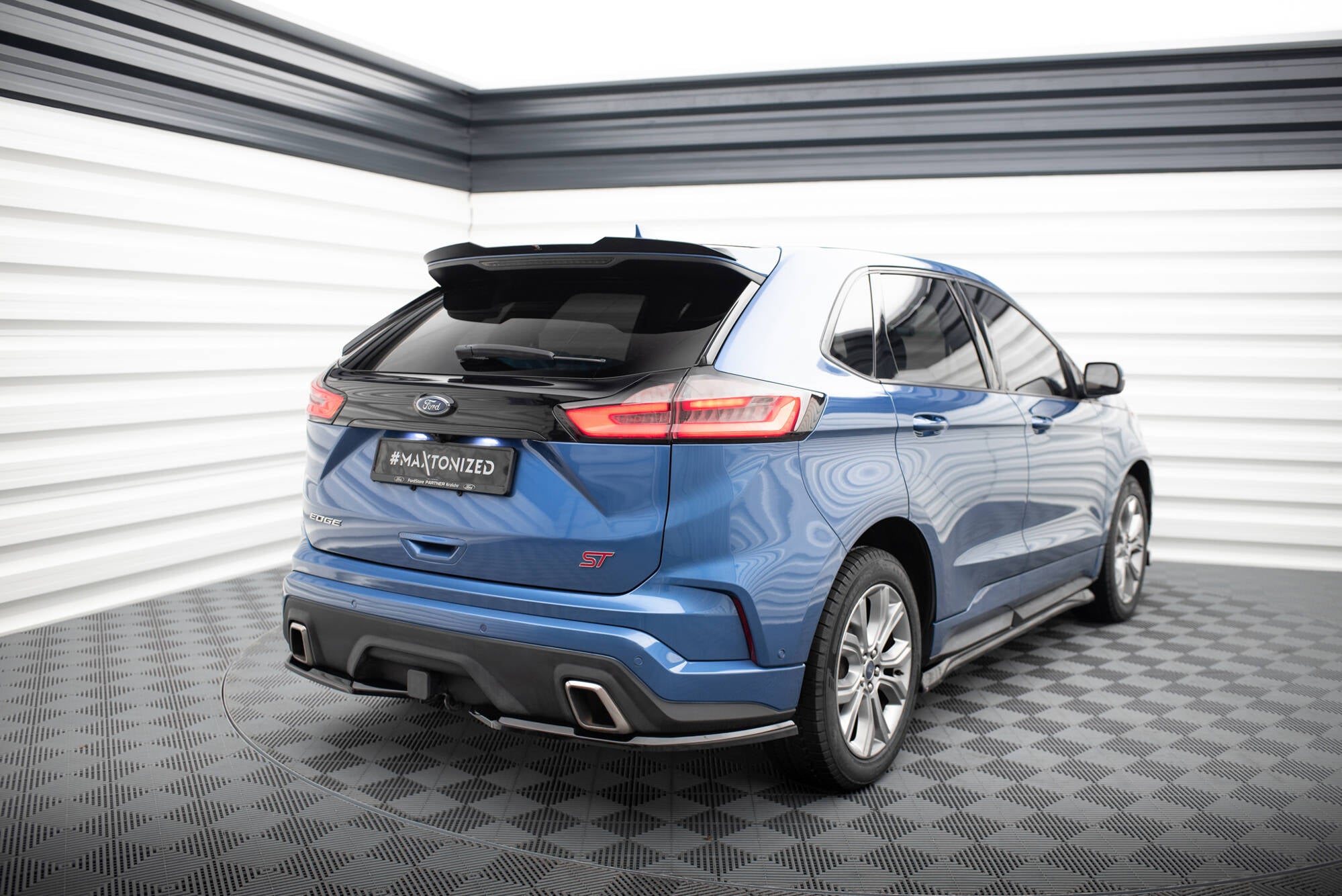 Maxton Design Spoiler CAP passend für Ford Edge Mk2 schwarz Hochglanz
