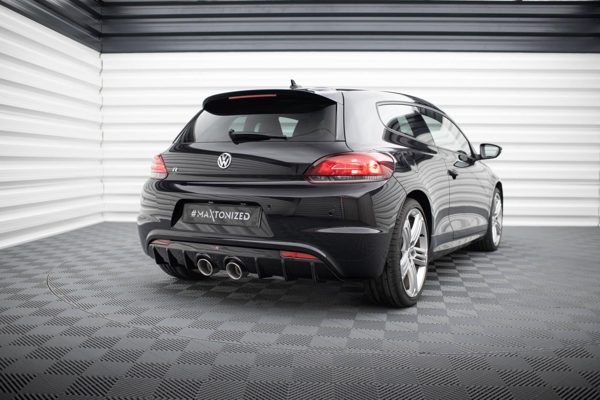 Maxton Design Diffusor Heck Ansatz V.3 passend für VW Scirocco R Mk3 schwarz Hochglanz