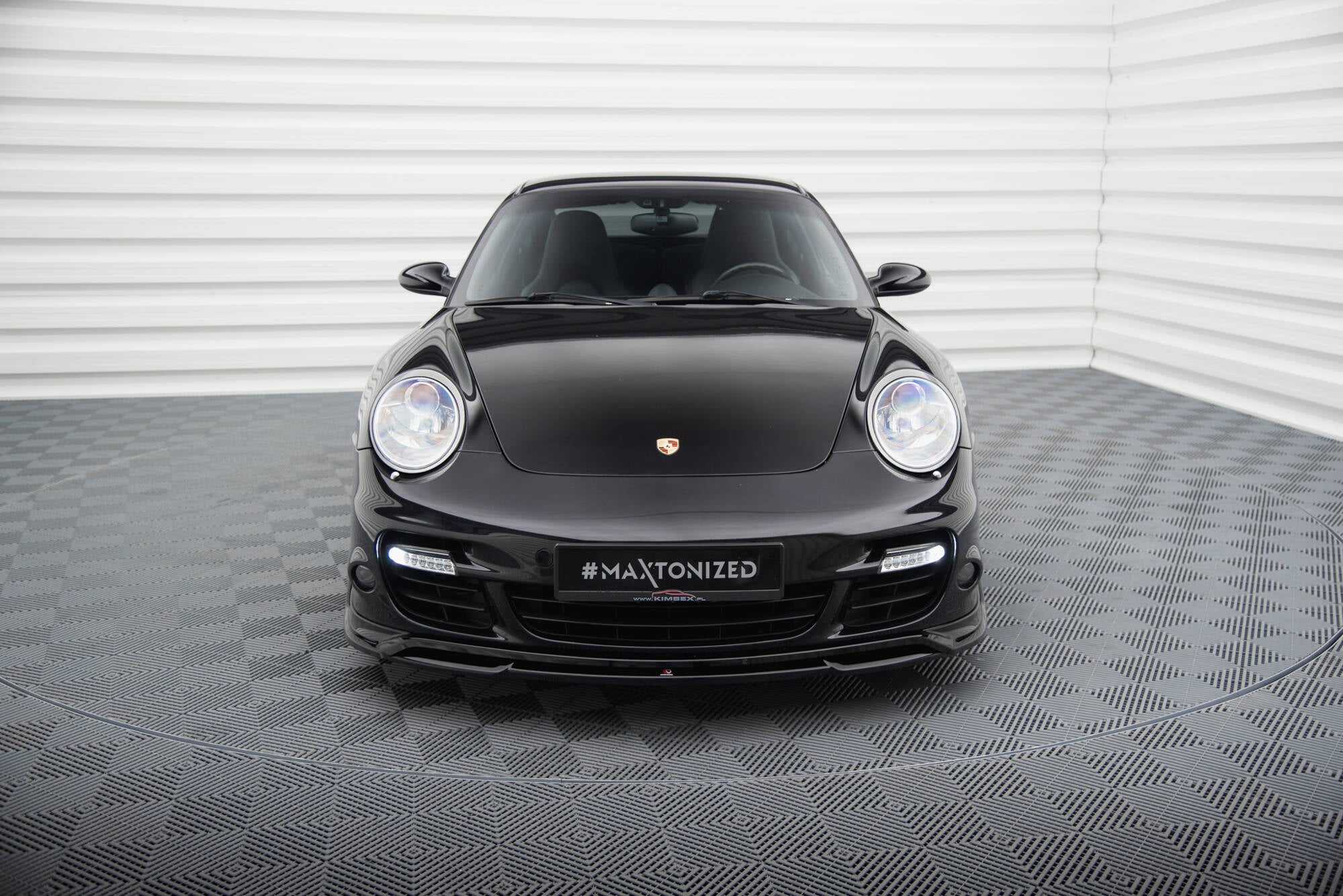 Maxton Design Street+ Spoilerlippe Front Ansatz passend für Porsche 911 Turbo 997 schwarz Hochglanz