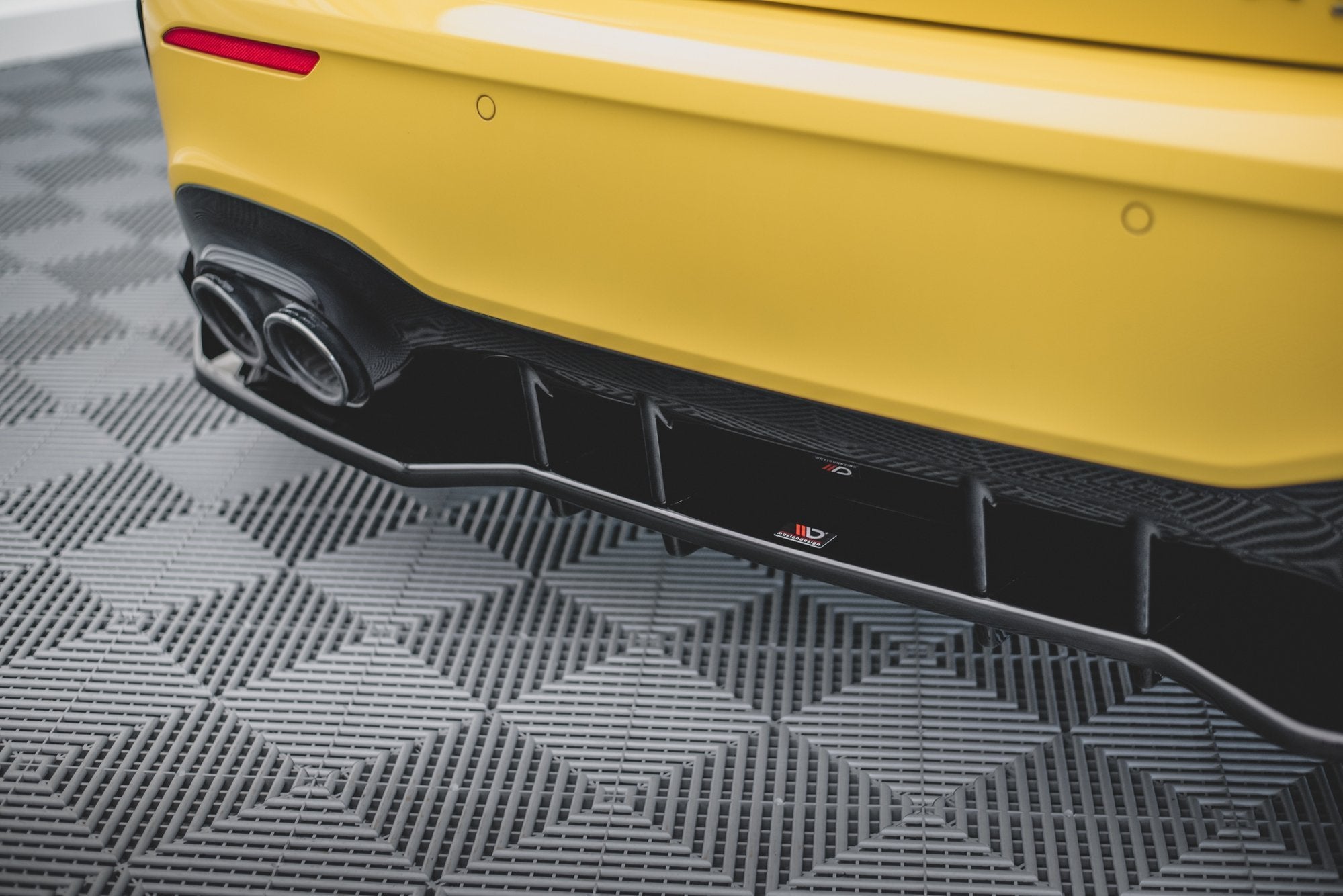 Maxton Design Heckansatz + Flaps Mercedes-AMG A 45 S Aero Pack W177 für Mercedes-Benz A Klasse W177