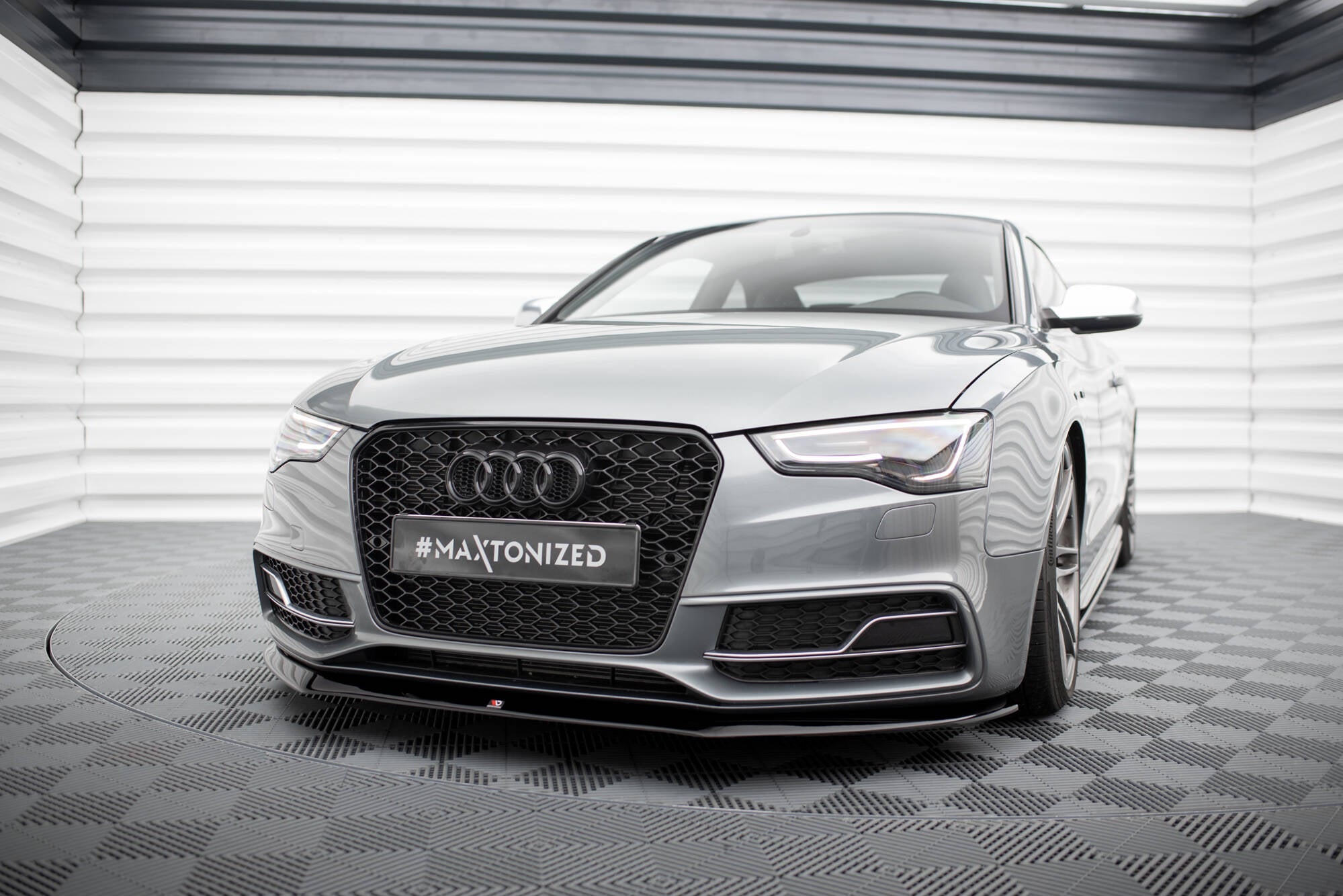 Maxton Design Street+ Spoilerlippe Front Ansatz V.1 passend für Audi S5/A5 S-Line 8T Facelift schwarz Hochglanz
