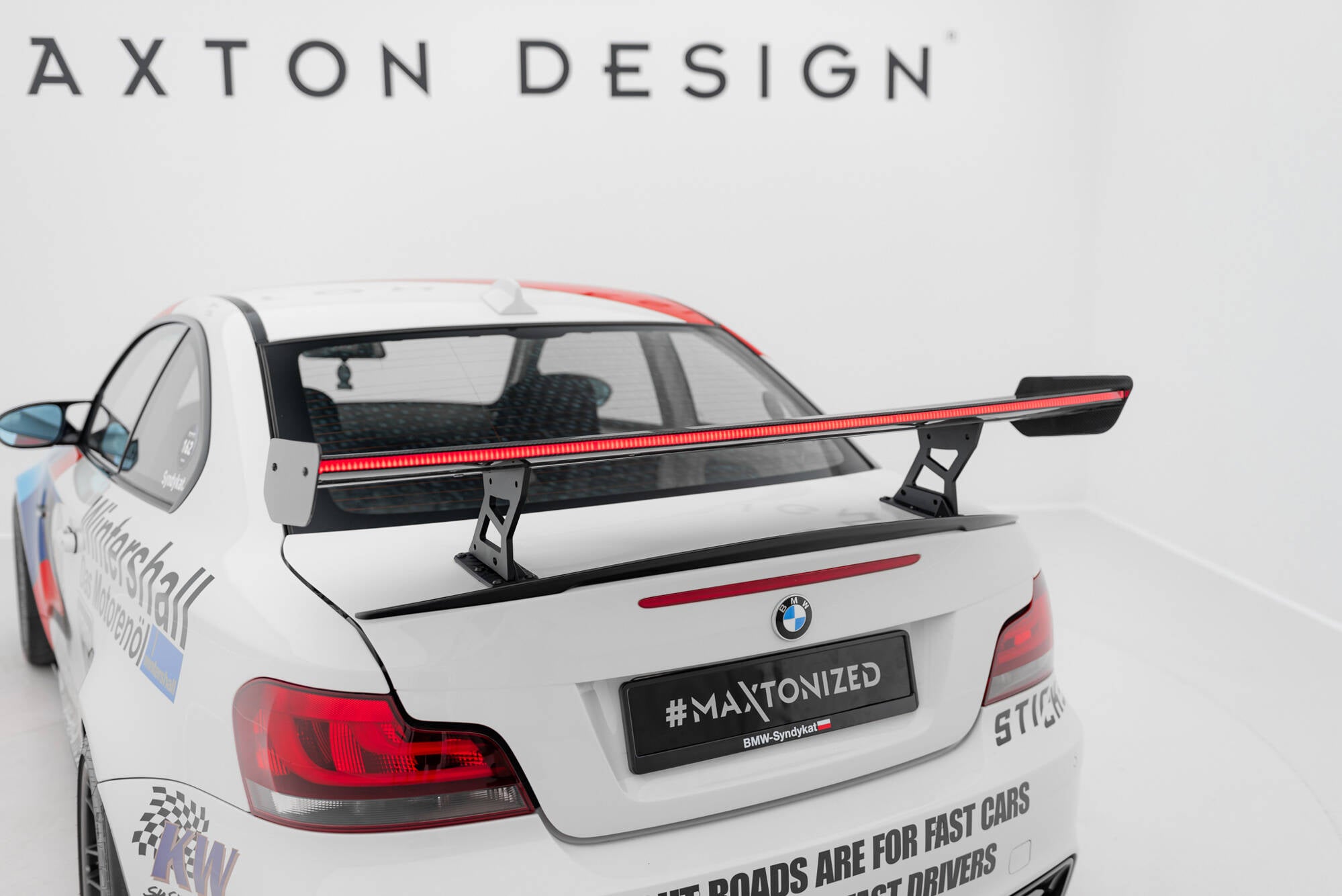 Maxton Design Carbon Spoiler With Internal Brackets Uprights V.2 + LED BMW 1er M E82 für BMW M1 E82