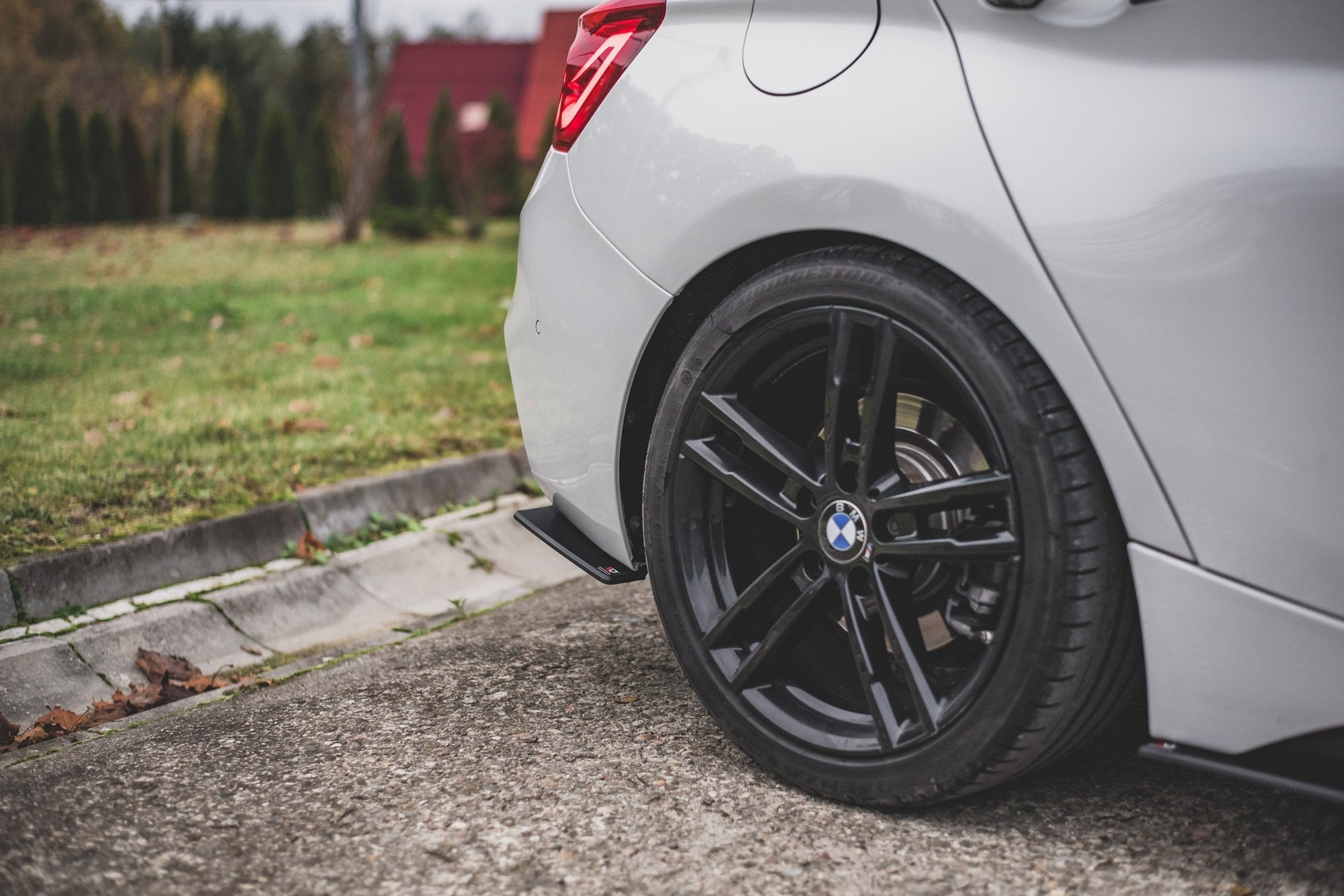 Maxton Design Street Pro Heck Ansatz Flaps Diffusor V.3 passend für BMW 1er F20 M140i
