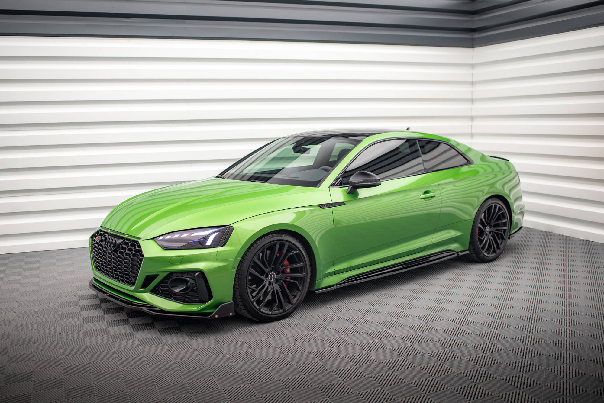 Maxton Design Street+ Seitenschweller Leisten passend für Audi RS5 Coupe F5 Facelift schwarz Hochglanz