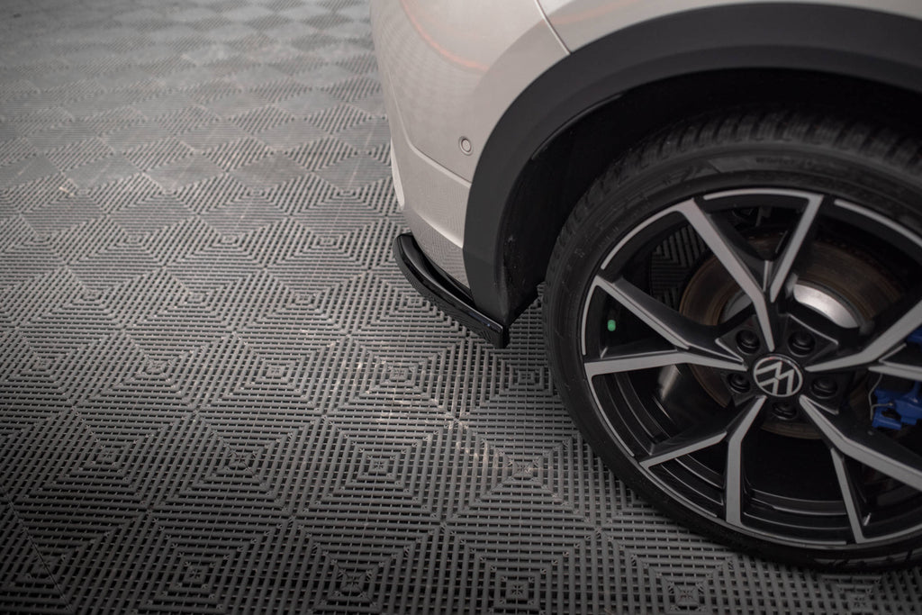Maxton Design Heck Ansatz Flaps Diffusor passend für VW T-Roc R / R-Line Mk1 Facelift schwarz Hochglanz