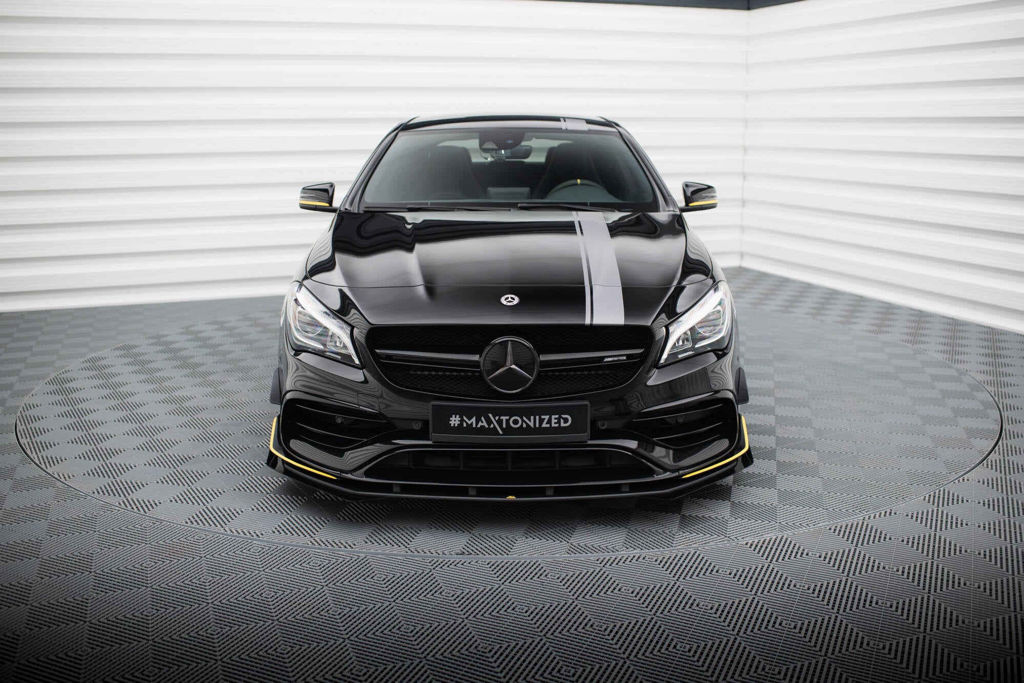 Maxton Design Street Pro Street+ Spoilerlippe Front Ansatz + Flaps passend für Mercedes-AMG CLA 45 Aero C117 Facelift schwarz Hochglanz