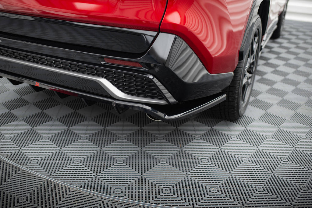 Maxton Design Street+ Mittlerer Diffusor RACE passend für Toyota RAV4 GR Sport Mk5 schwarz Hochglanz