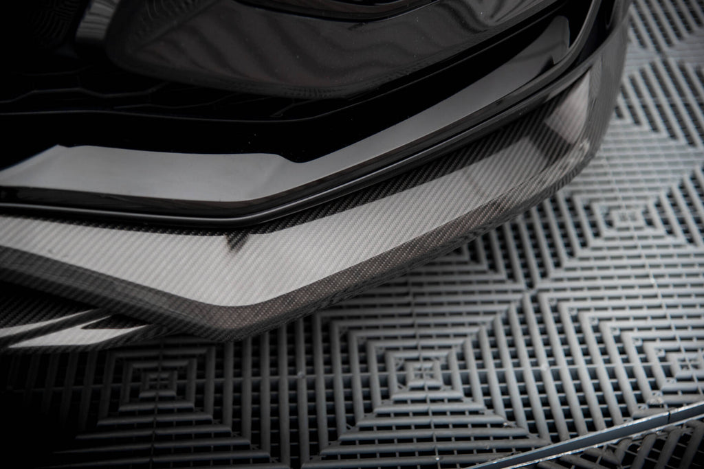 Maxton Design Prepreg Carbon Fiber Street+ Spoilerlippe Front Ansatz passend für Audi RSQ8 Mk1