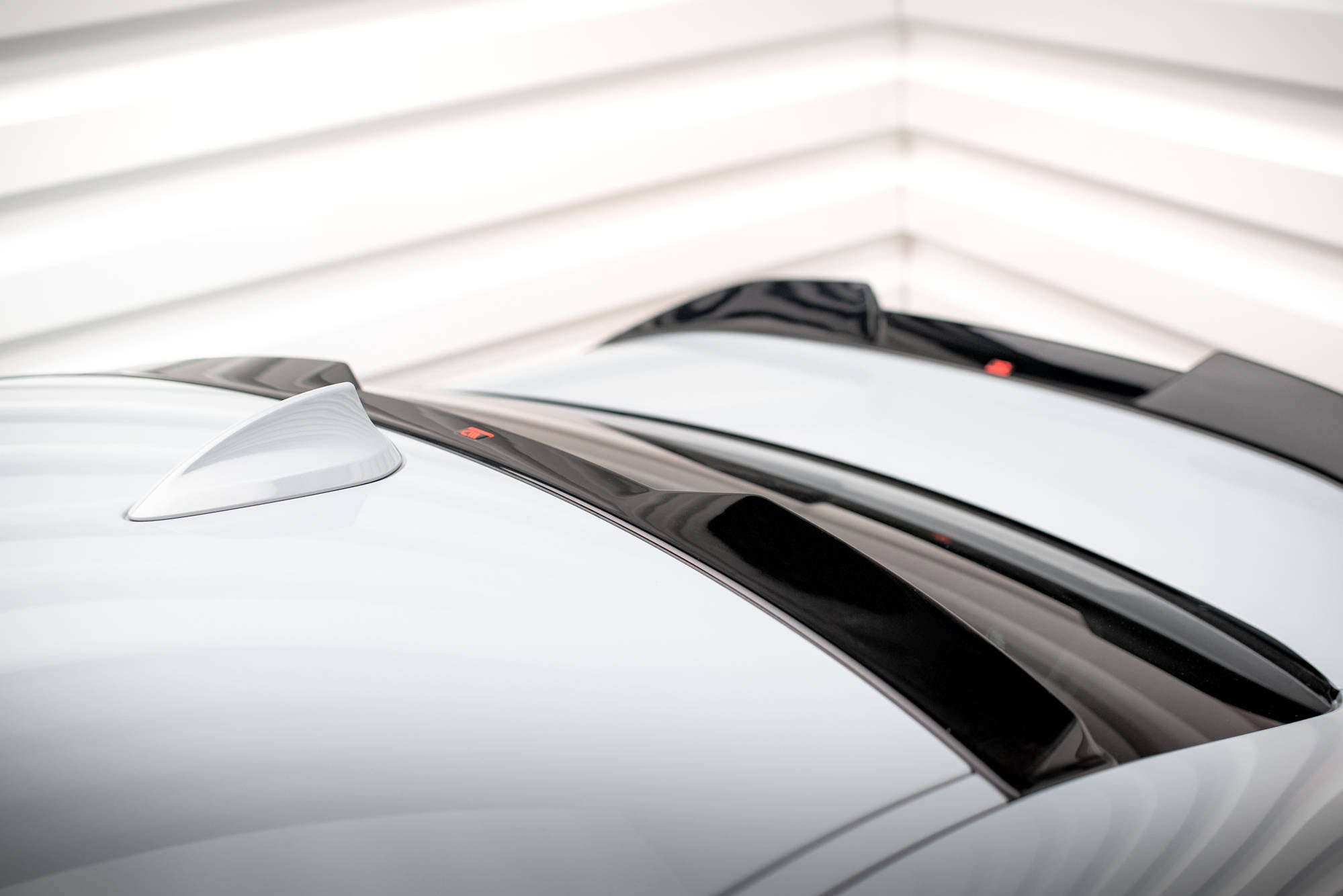Maxton Design Heckscheiben Spoiler passend für BMW 2 Coupe G42 / M2 G87 schwarz Hochglanz