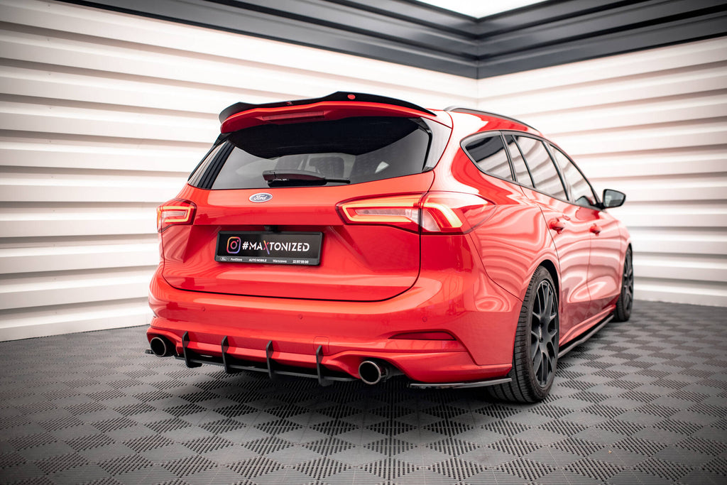 Maxton Design Heck Ansatz Flaps Diffusor V.5 passend für Ford Focus Kombi ST Mk4 schwarz Hochglanz