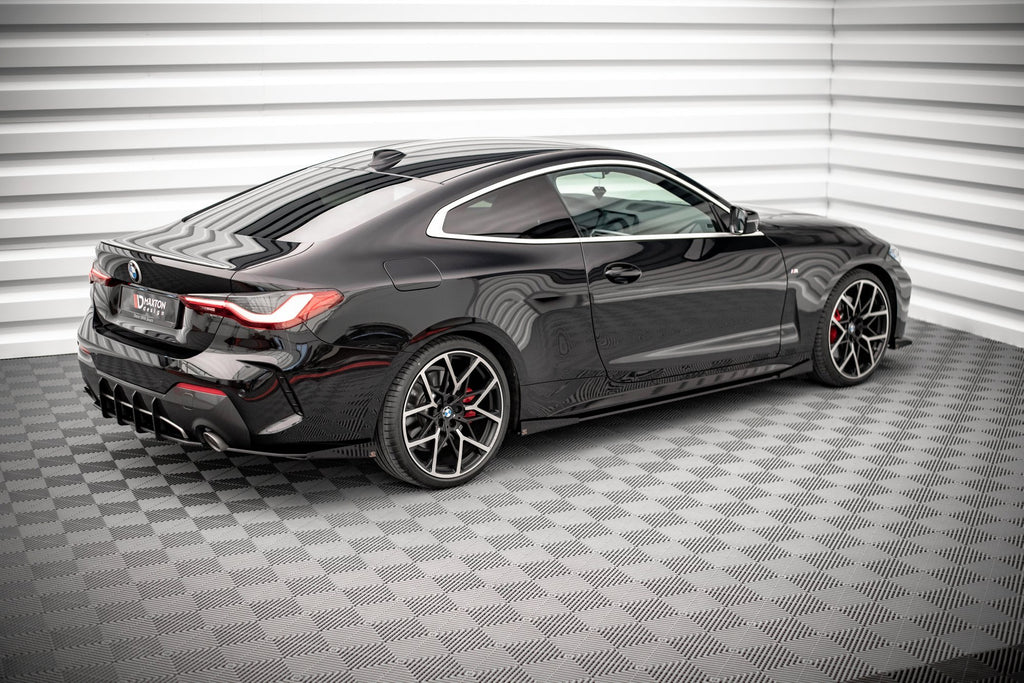 Maxton Design Street Pro Street+ Seitenschweller Leisten + Flaps passend für BMW 4er M-Paket / M440i G22 / G23 / G22 Facelift / G23 Facelift schwarz Hochglanz