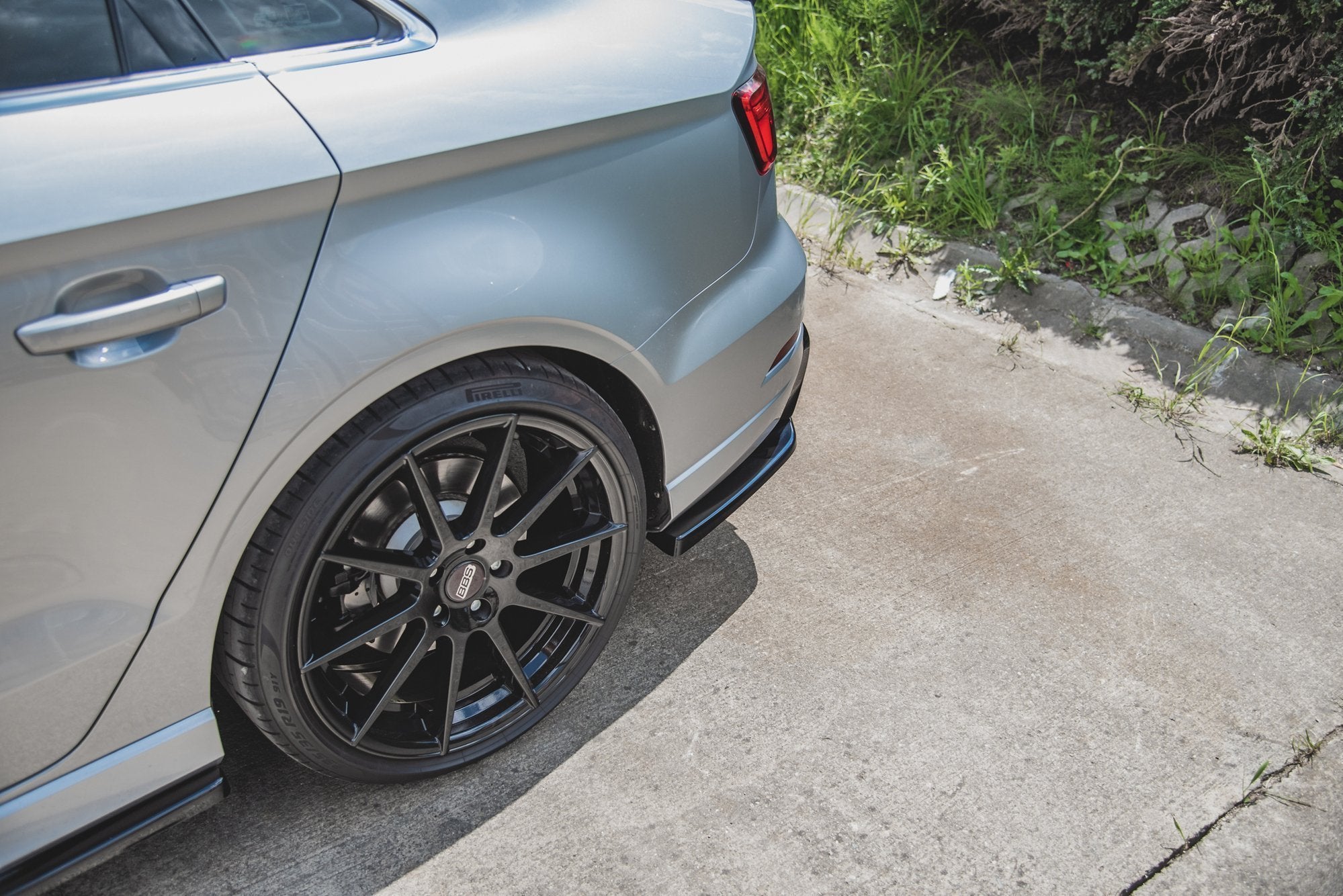 Maxton Design Heck Ansatz Flaps Diffusor V.2 passend für Audi S3 Limousine 8V Facelift schwarz Hochglanz