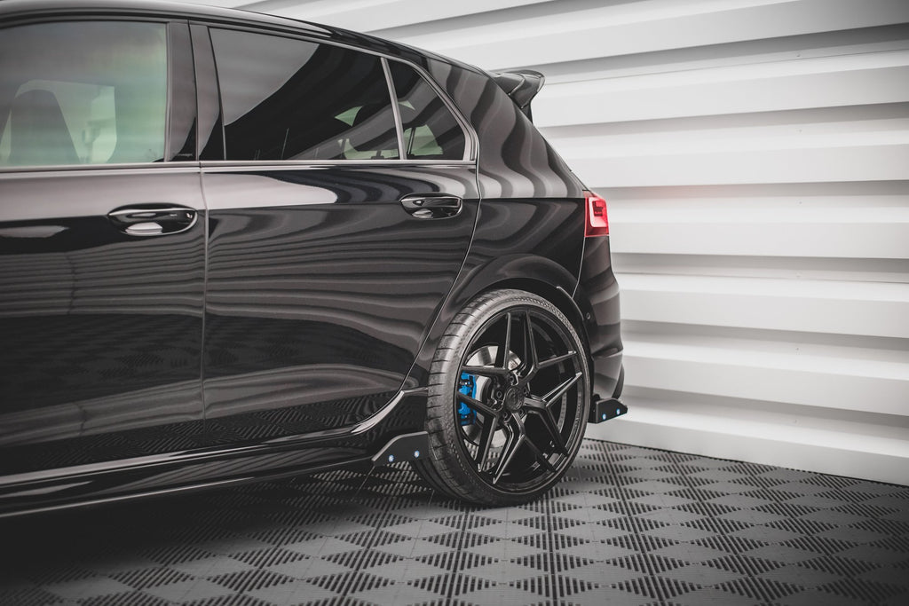 Maxton Design Street+ Seitenschweller Leisten V.2 passend für + Flaps passend für VW Golf R Hatchback Mk8 Facelift