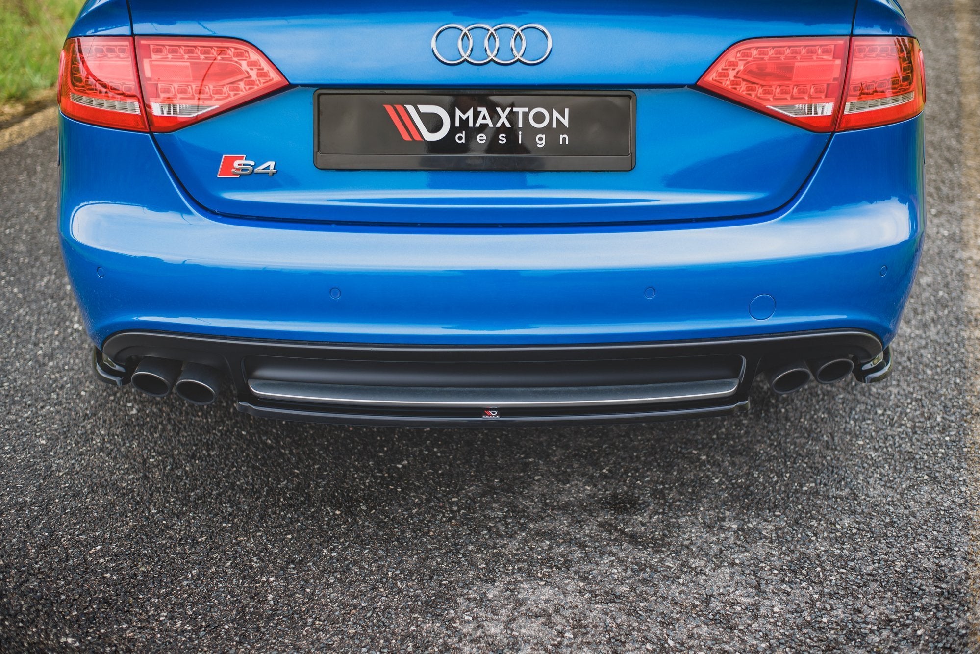 Maxton Design Heck Ansatz Flaps Diffusor passend für Audi S4 / A4 S-Line B8 Limousine schwarz Hochglanz
