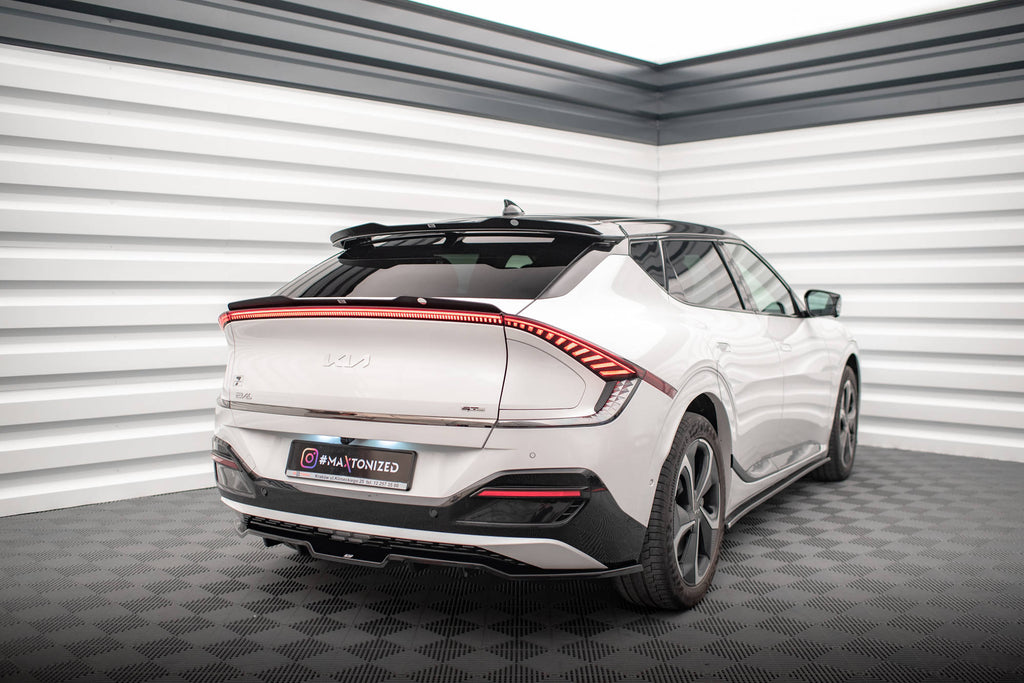 Maxton Design Niedriger Spoiler CAP passend für Kia EV6 Mk1 schwarz Hochglanz