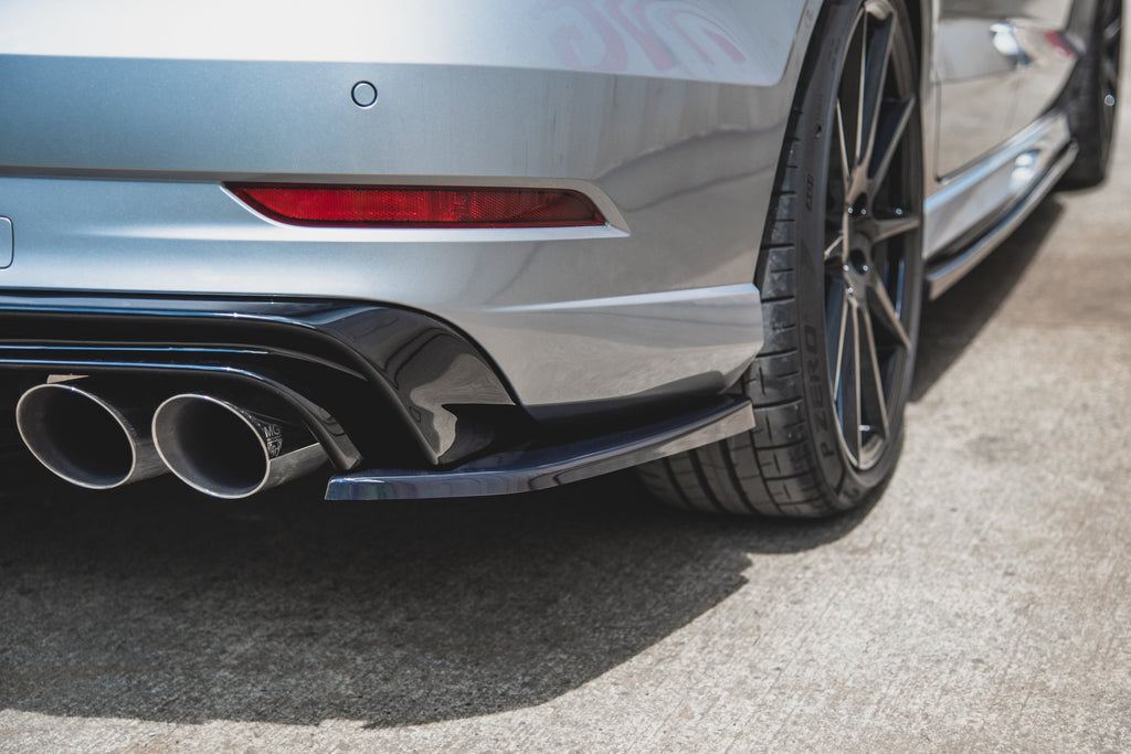 Maxton Design Heck Ansatz Flaps Diffusor V.2 passend für Audi S3 Limousine 8V Facelift schwarz Hochglanz