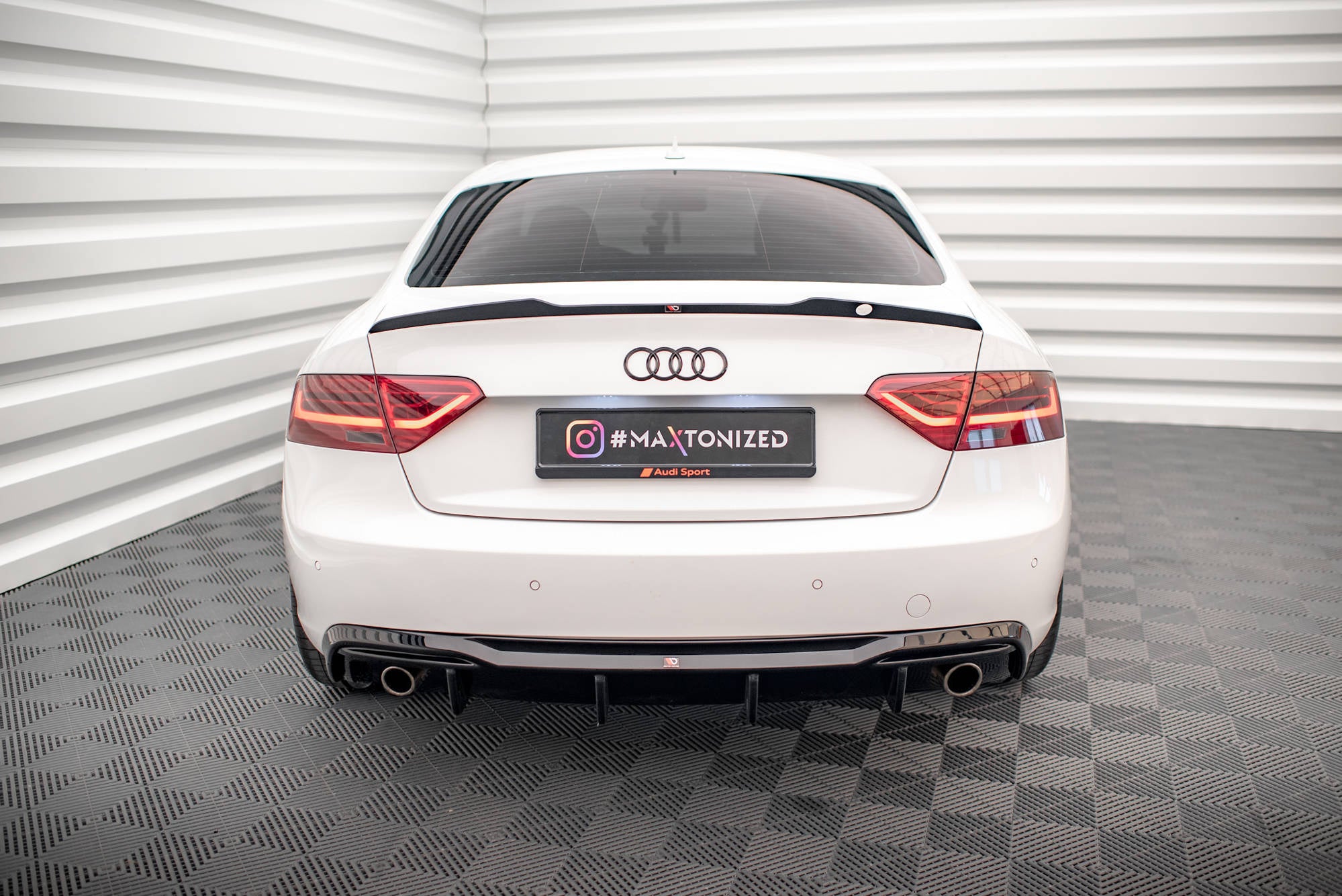Maxton Design Diffusor Heck Ansatz passend für Audi A5 Sportback 8T Facelift (Einzelauspuff li. re.)