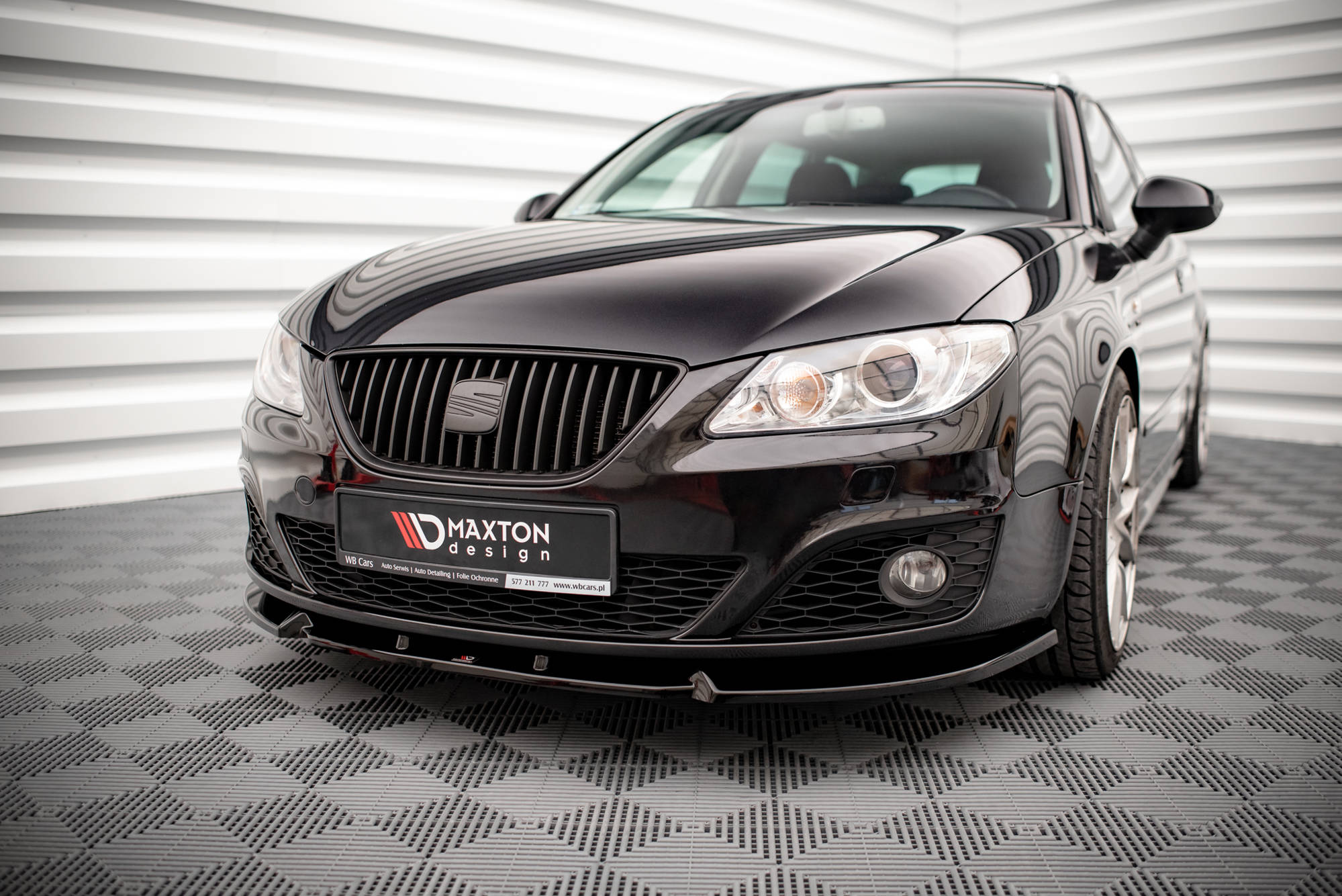 Maxton Design Street+ Spoilerlippe Front Ansatz V.1 passend für Seat Exeo schwarz Hochglanz