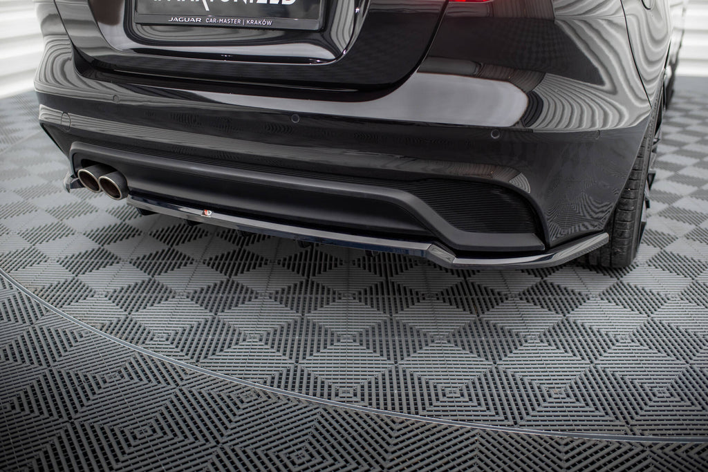 Maxton Design Street+ Mittlerer Diffusor RACE passend für Jaguar XE X760 Facelift schwarz Hochglanz