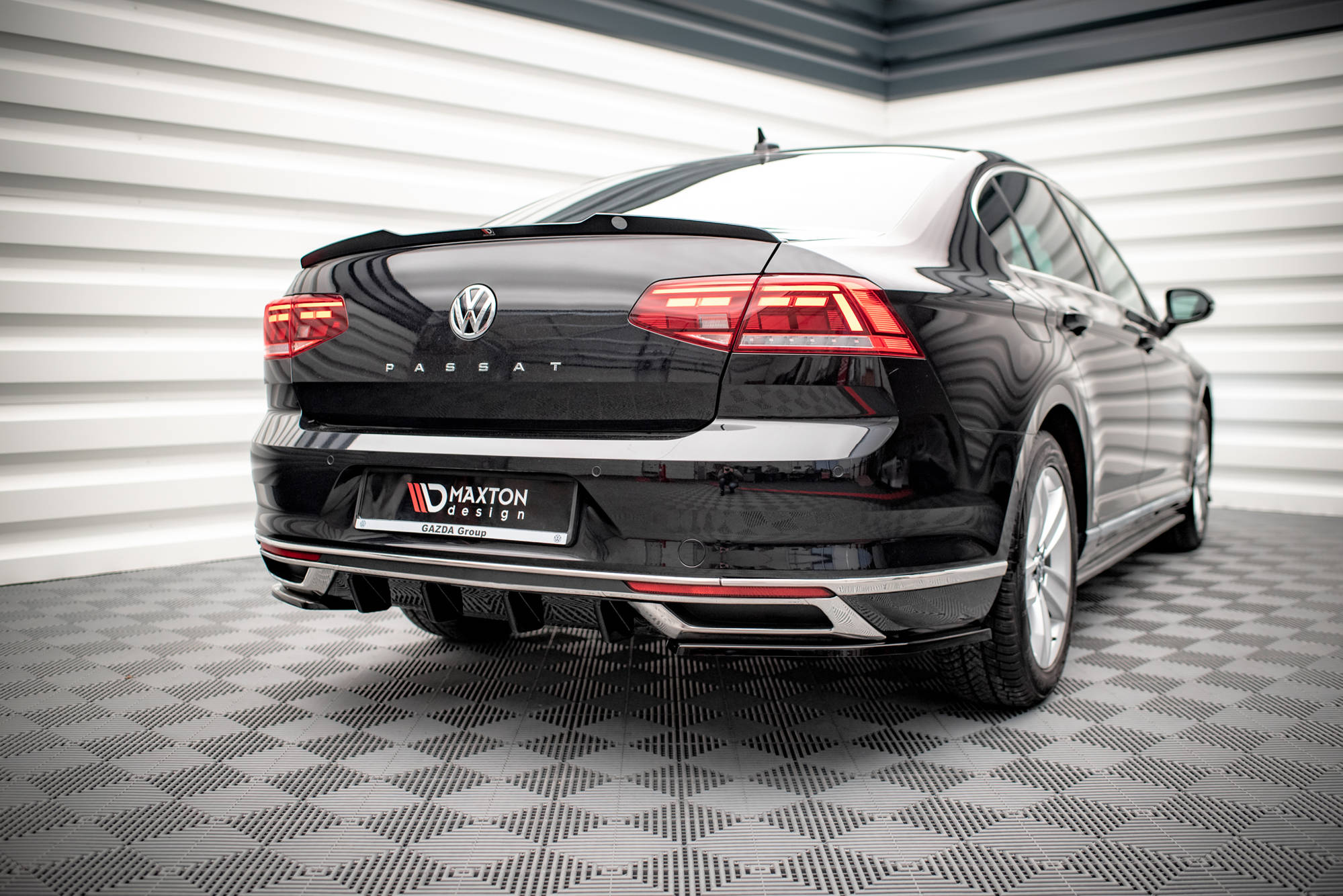 Maxton Design Spoiler CAP passend für VW Passat Limousine B8 Facelift schwarz Hochglanz