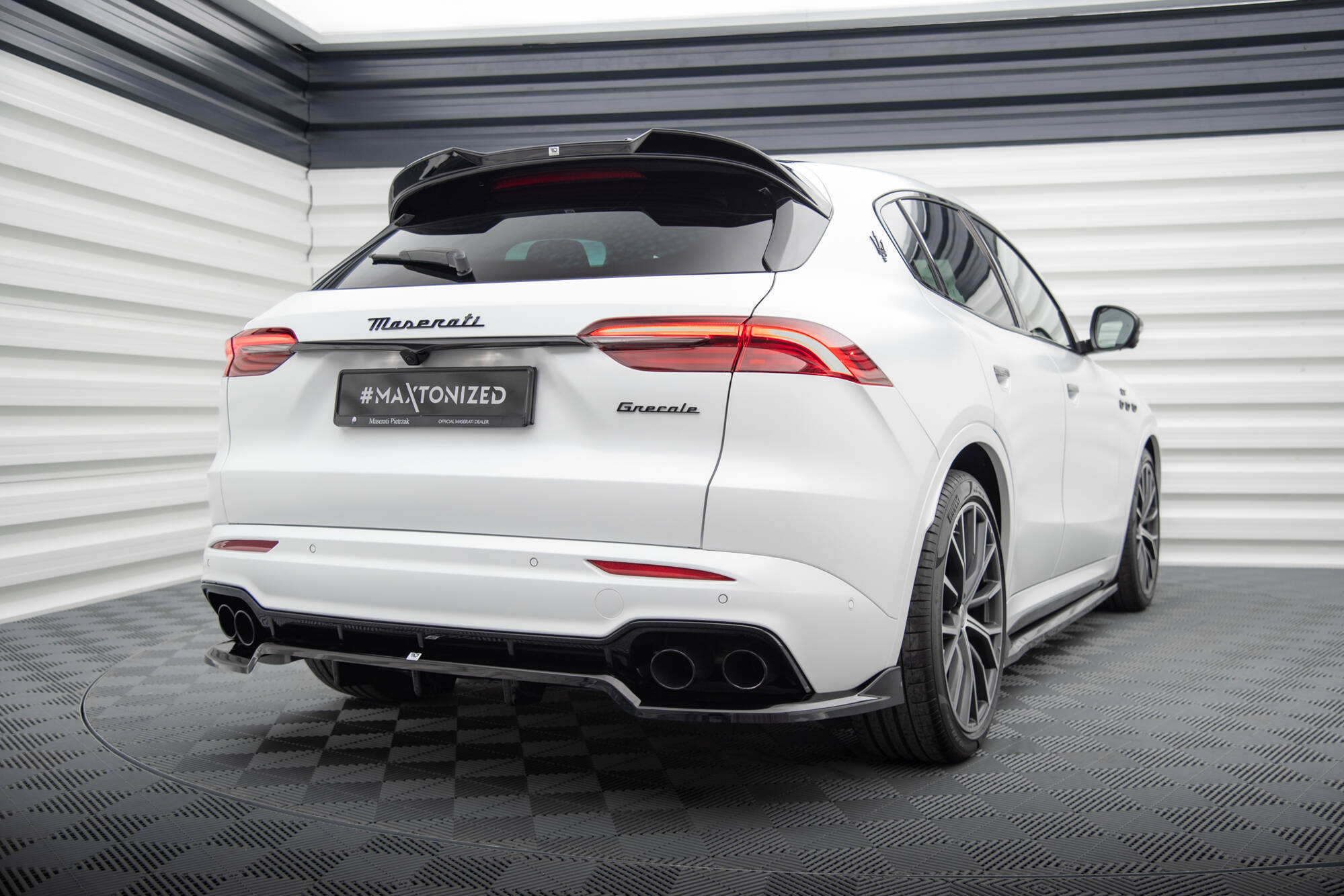 Maxton Design Spoiler CAP 3D passend für Maserati Grecale GT / Modena Mk1 schwarz Hochglanz