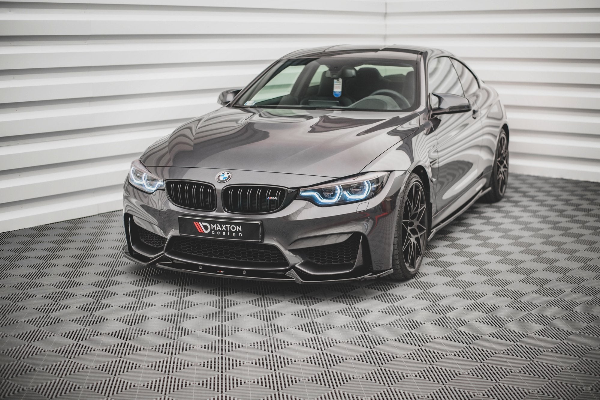Maxton Design Street+ Spoilerlippe Front Ansatz passend für BMW M4 F82 schwarz Hochglanz