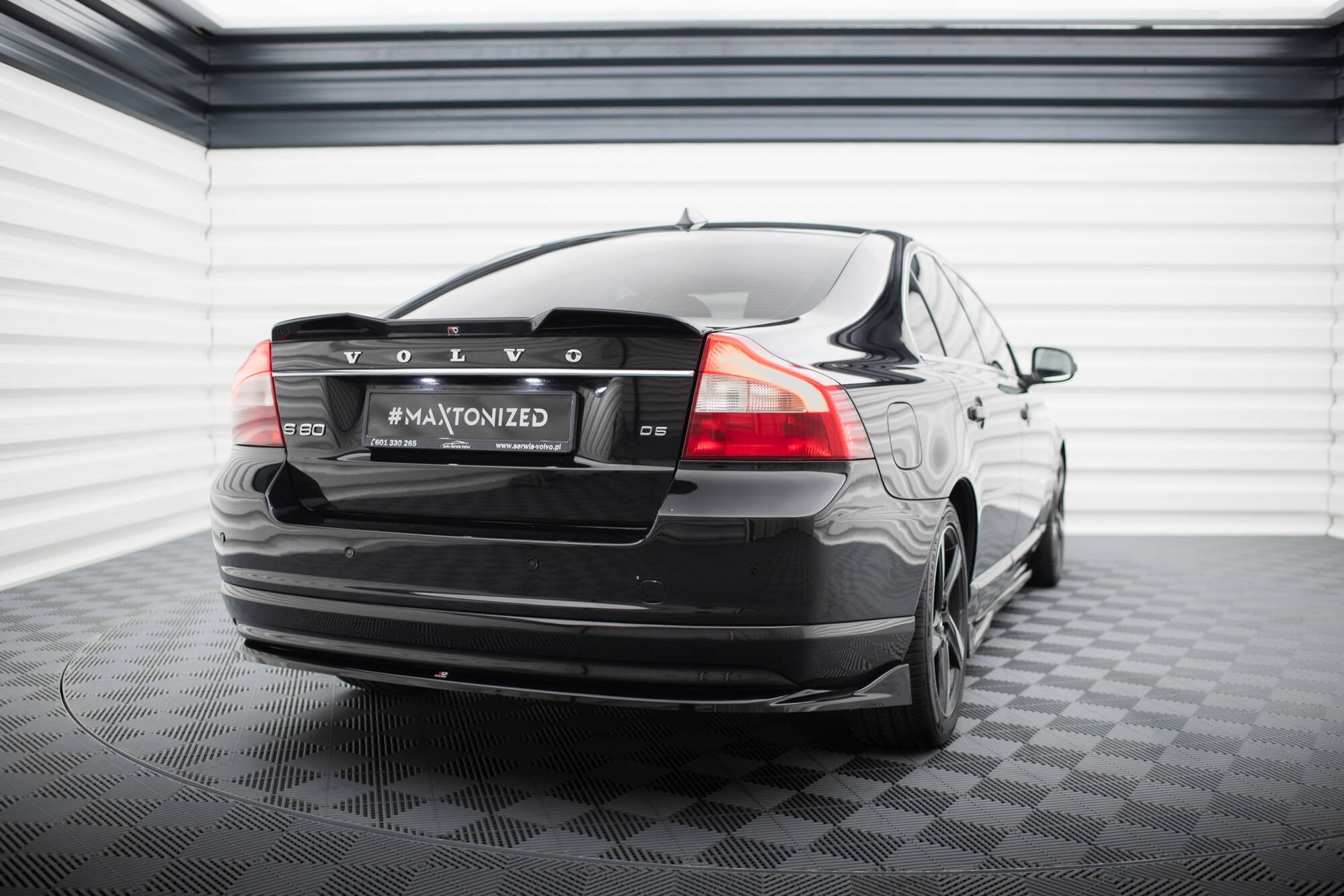 Maxton Design Heckansatz Volvo S80 Mk2 schwarz Hochglanz für Volvo S80 Mk2