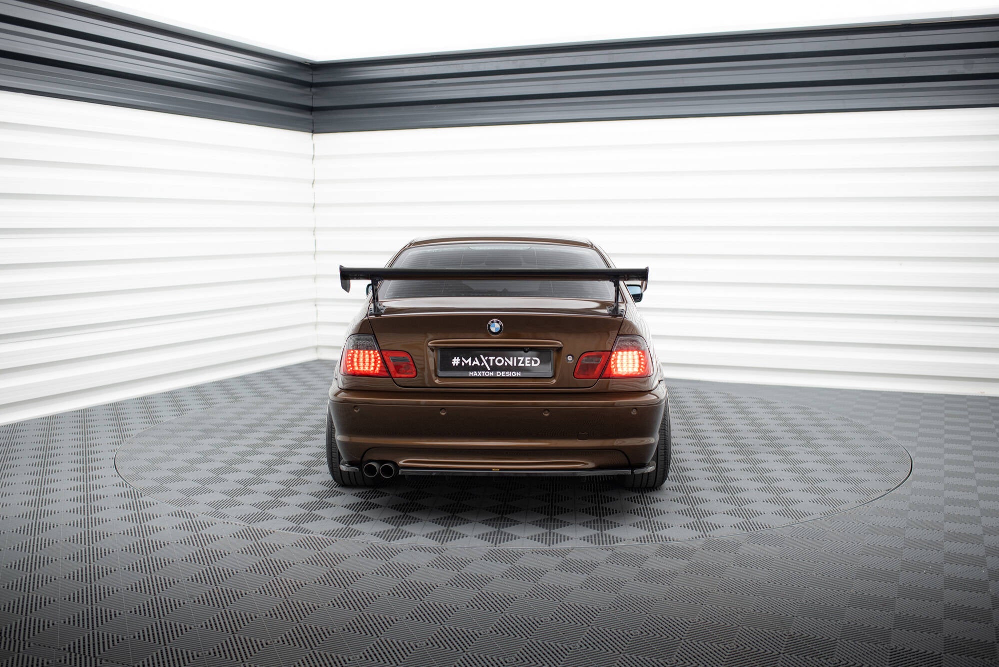 Maxton Design Carbon Spoiler With External Brackets Uprights BMW 3er Coupe E46 für BMW 3er E46