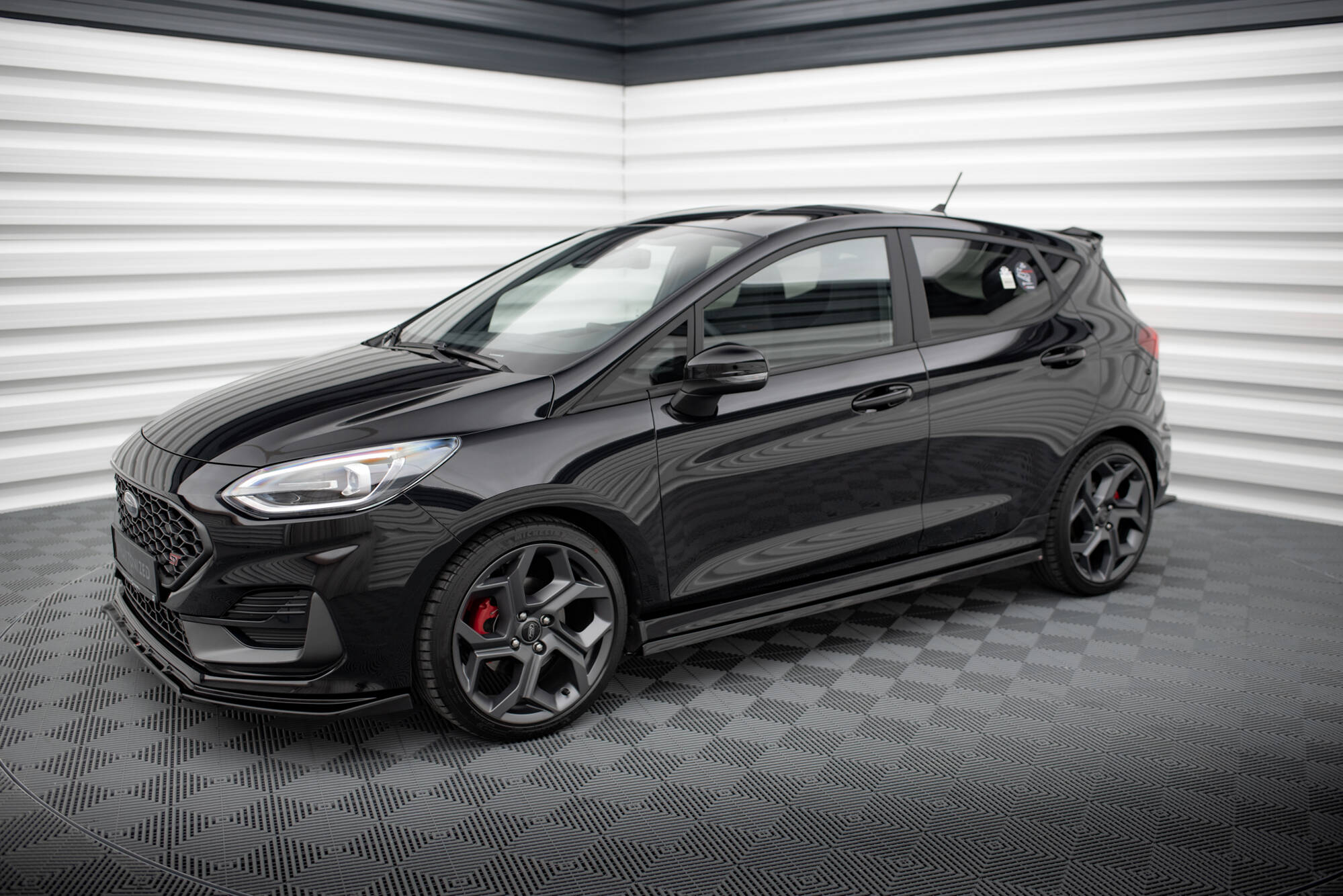 Maxton Design Street+ Seitenschweller Leisten V.2 passend für Ford Fiesta Mk8 ST / ST-Line schwarz Hochglanz