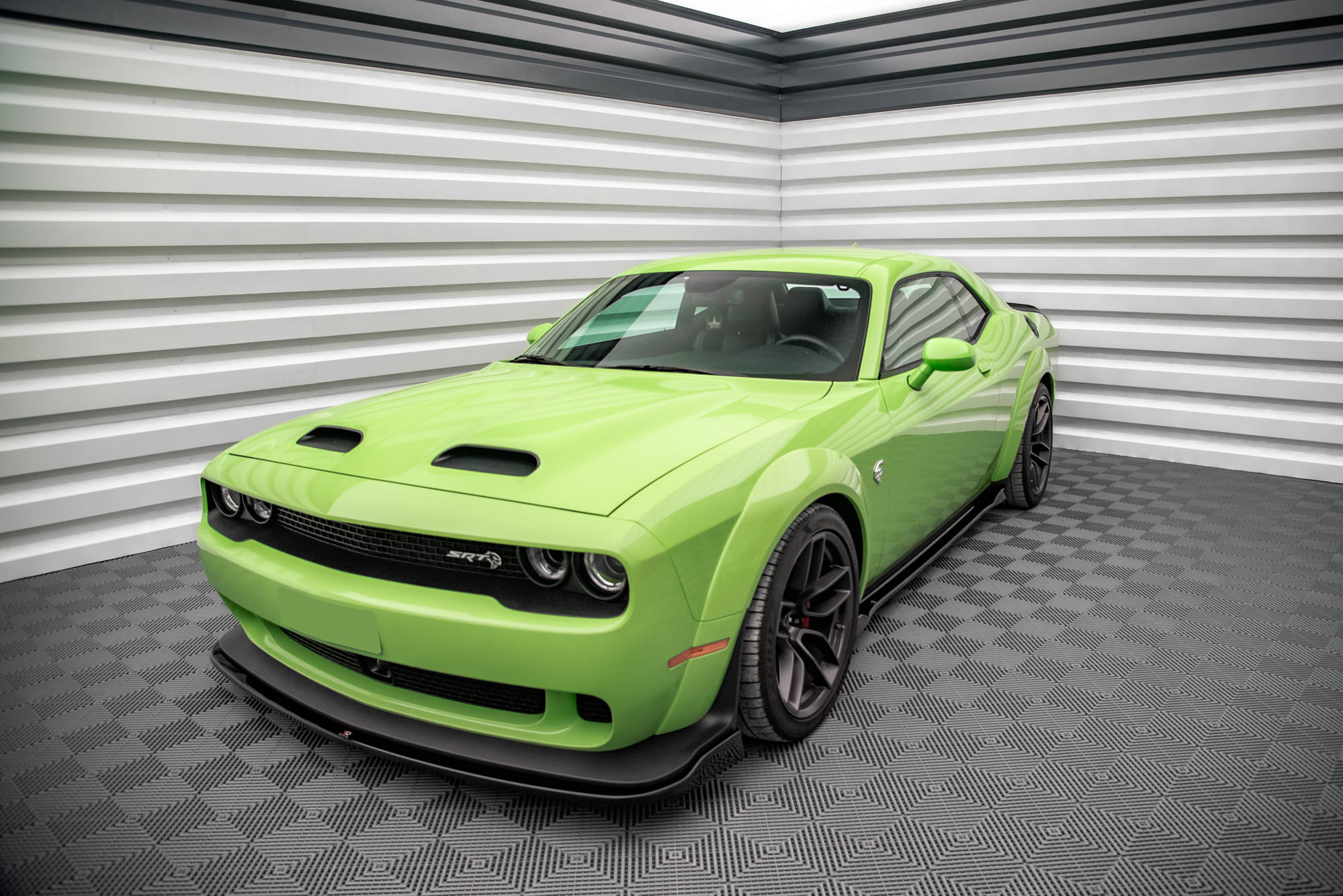 Maxton Design Street+ Seitenschweller Leisten passend für Dodge Challenger SRT Hellcat Widebody Mk3 schwarz Hochglanz