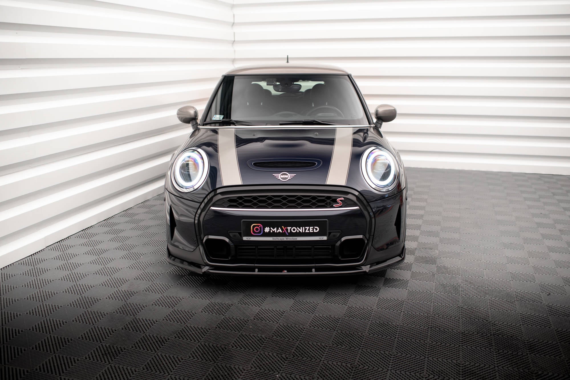 Maxton Design Street+ Spoilerlippe Front Ansatz V.2 passend für Mini Cooper S F56 Facelift schwarz Hochglanz