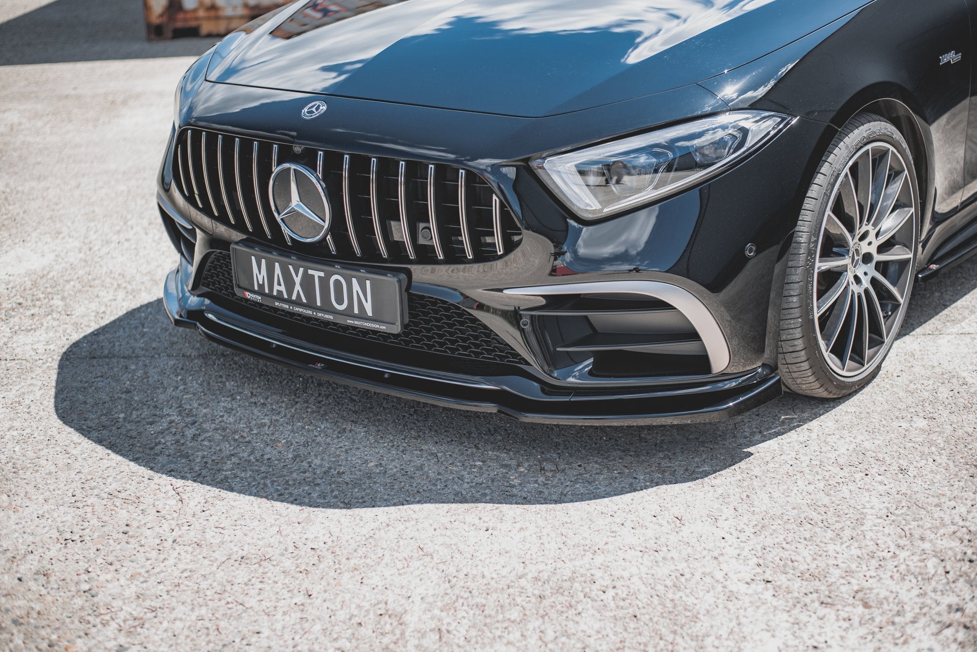 Maxton Design Front Ansatz V.2 für Mercedes-Benz CLS AMG-Line / 53AMG C257 schwarz matt
