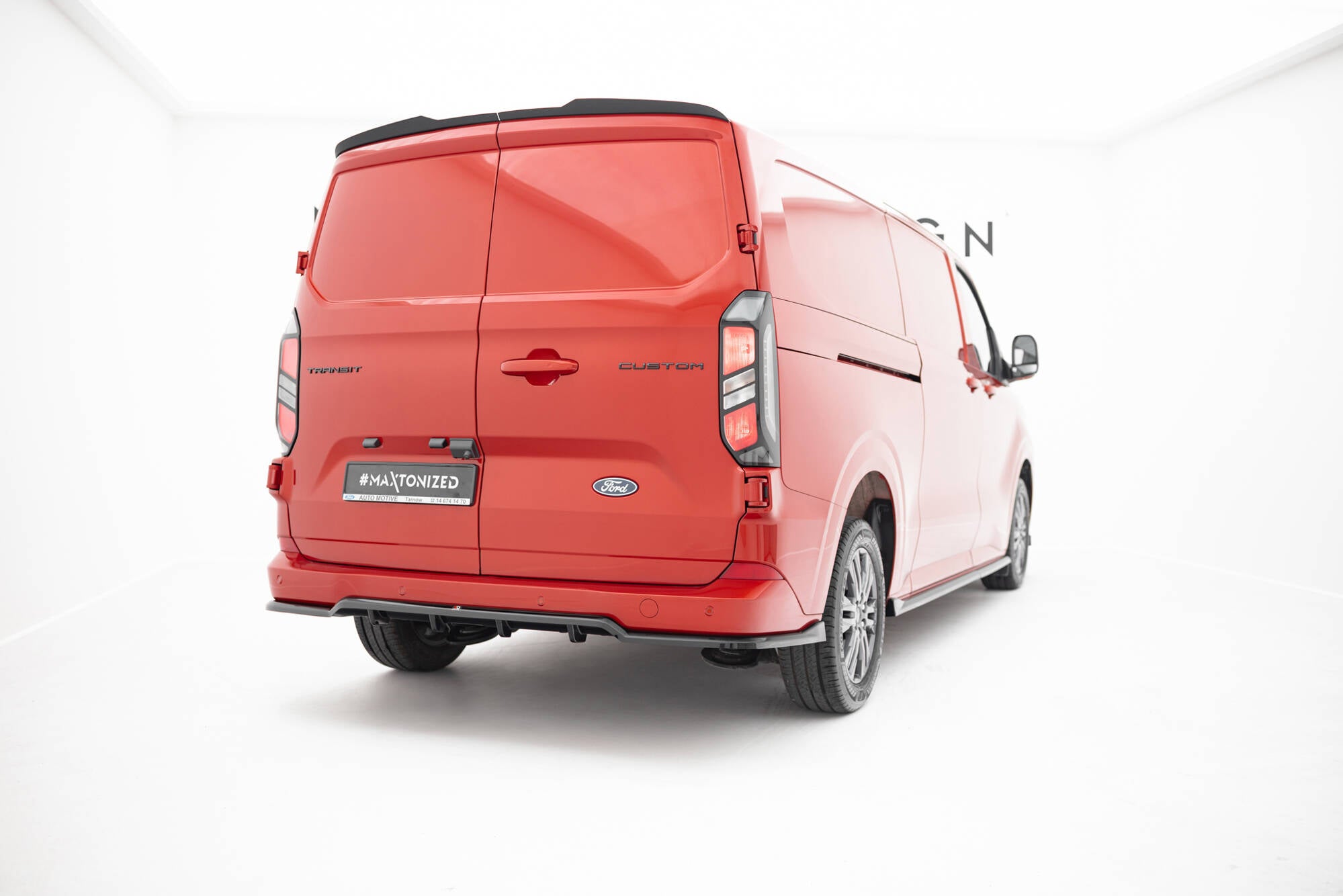 Maxton Design Spoiler CAP für Ford Transit Custom Mk2 schwarz Hochglanz
