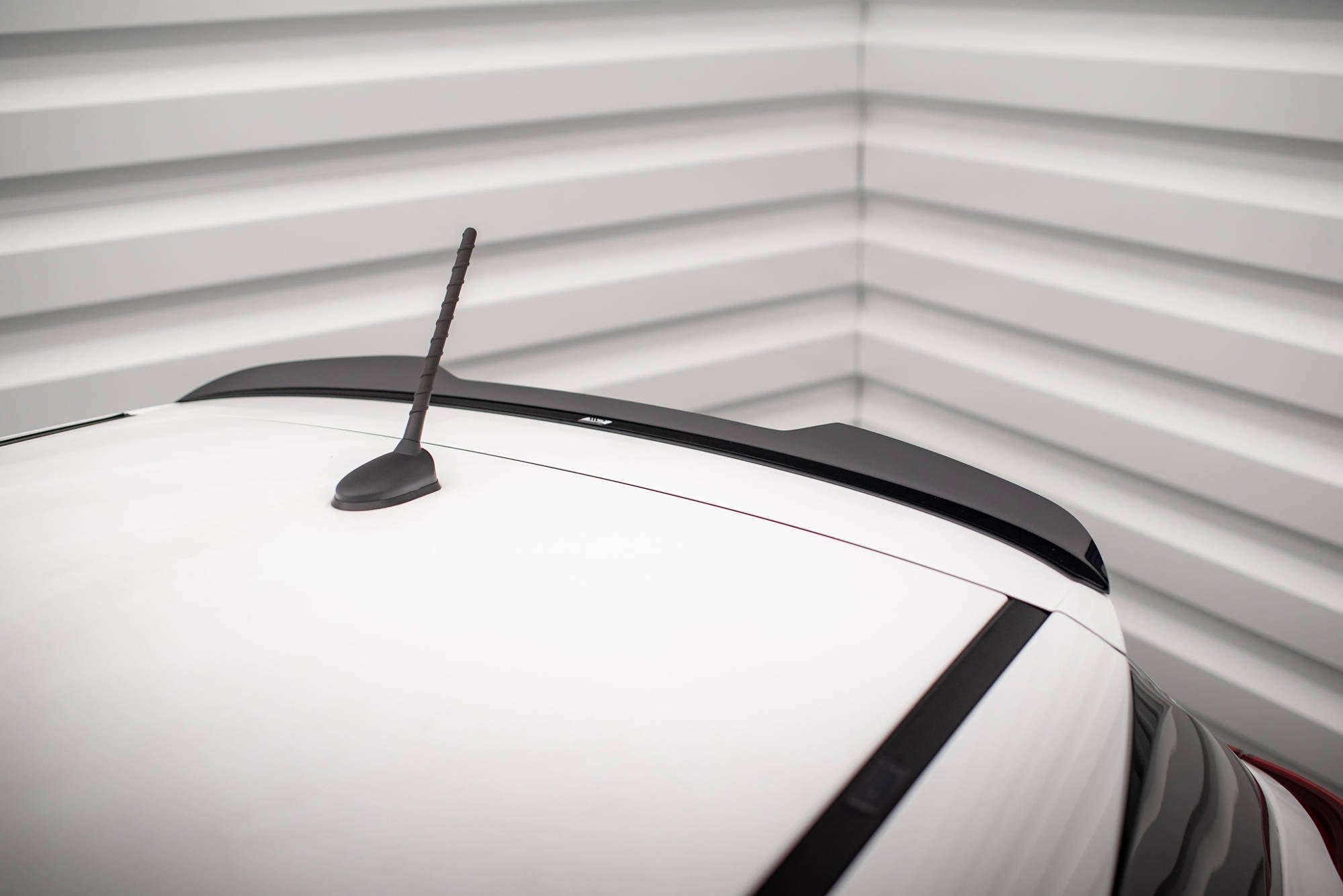 Maxton Design Spoiler CAP passend für Hyundai I20 Mk2 Facelift schwarz Hochglanz