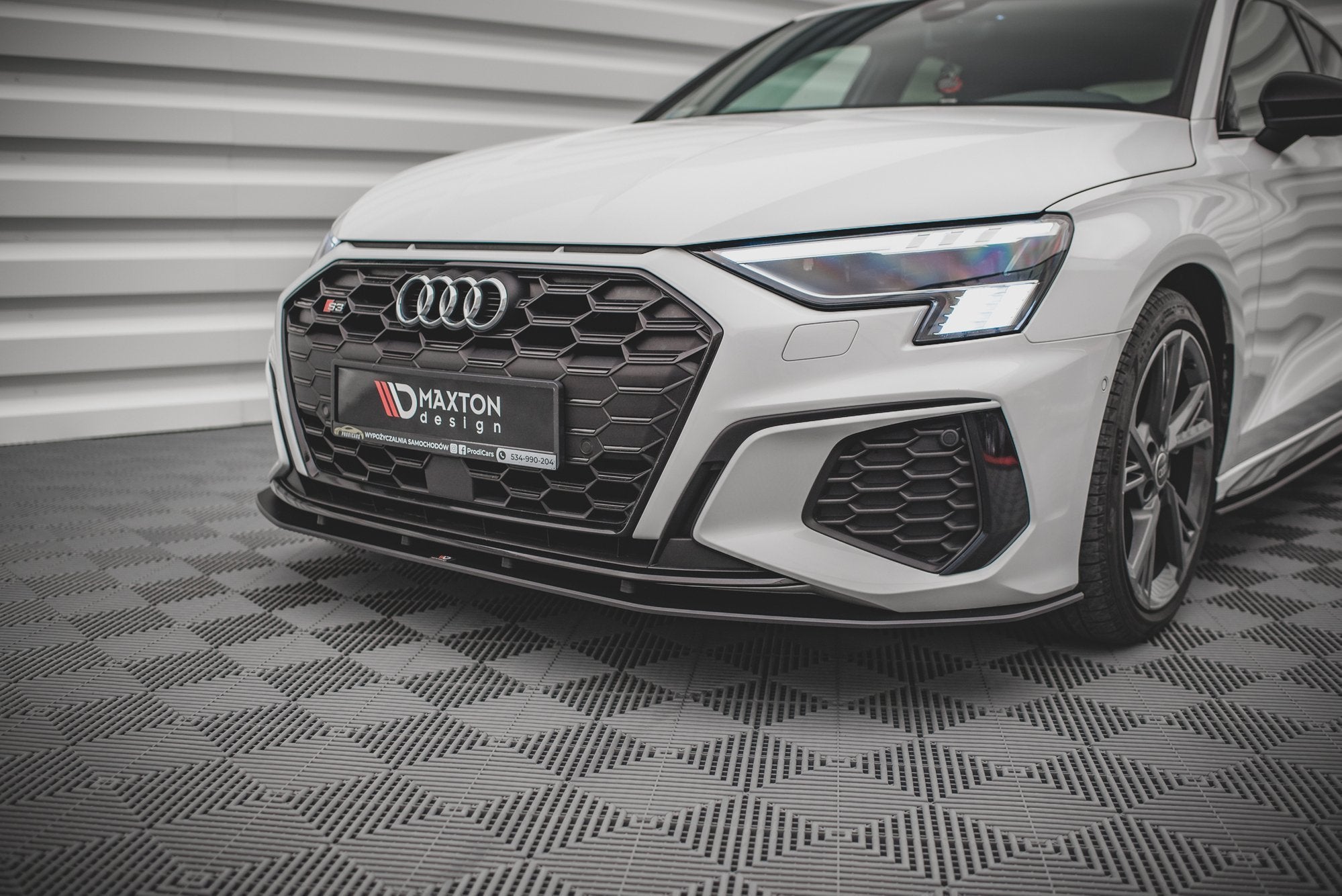 Maxton Design Street Pro Street+ Spoilerlippe Front Ansatz passend für Audi S3 / A3 S-Line 8Y