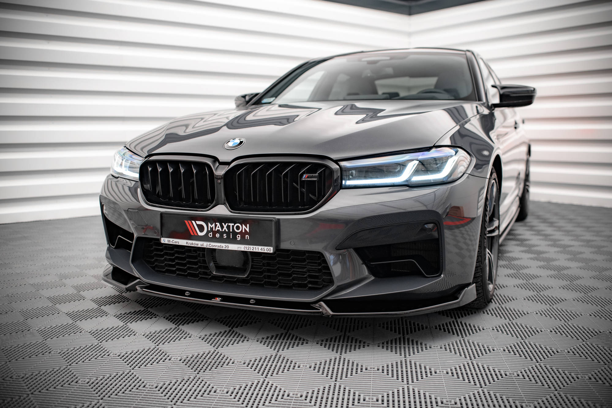 Maxton Design Street+ Spoilerlippe Front Ansatz V.1 passend für BMW M5 F90 Facelift schwarz Hochglanz