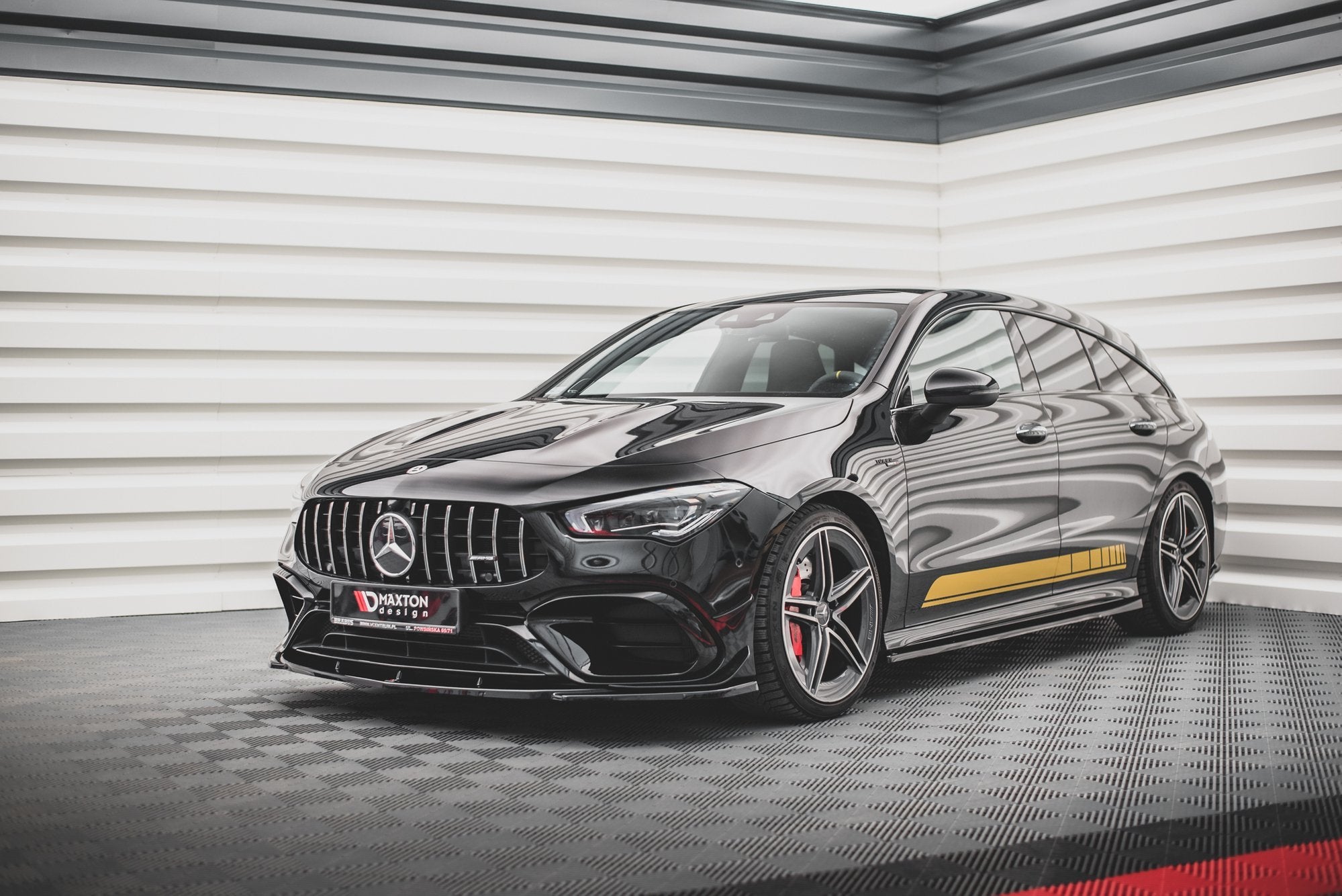 Maxton Design Street+ Spoilerlippe Front Ansatz V.3 passend für Mercedes-AMG CLA 45 Aero C118 schwarz Hochglanz