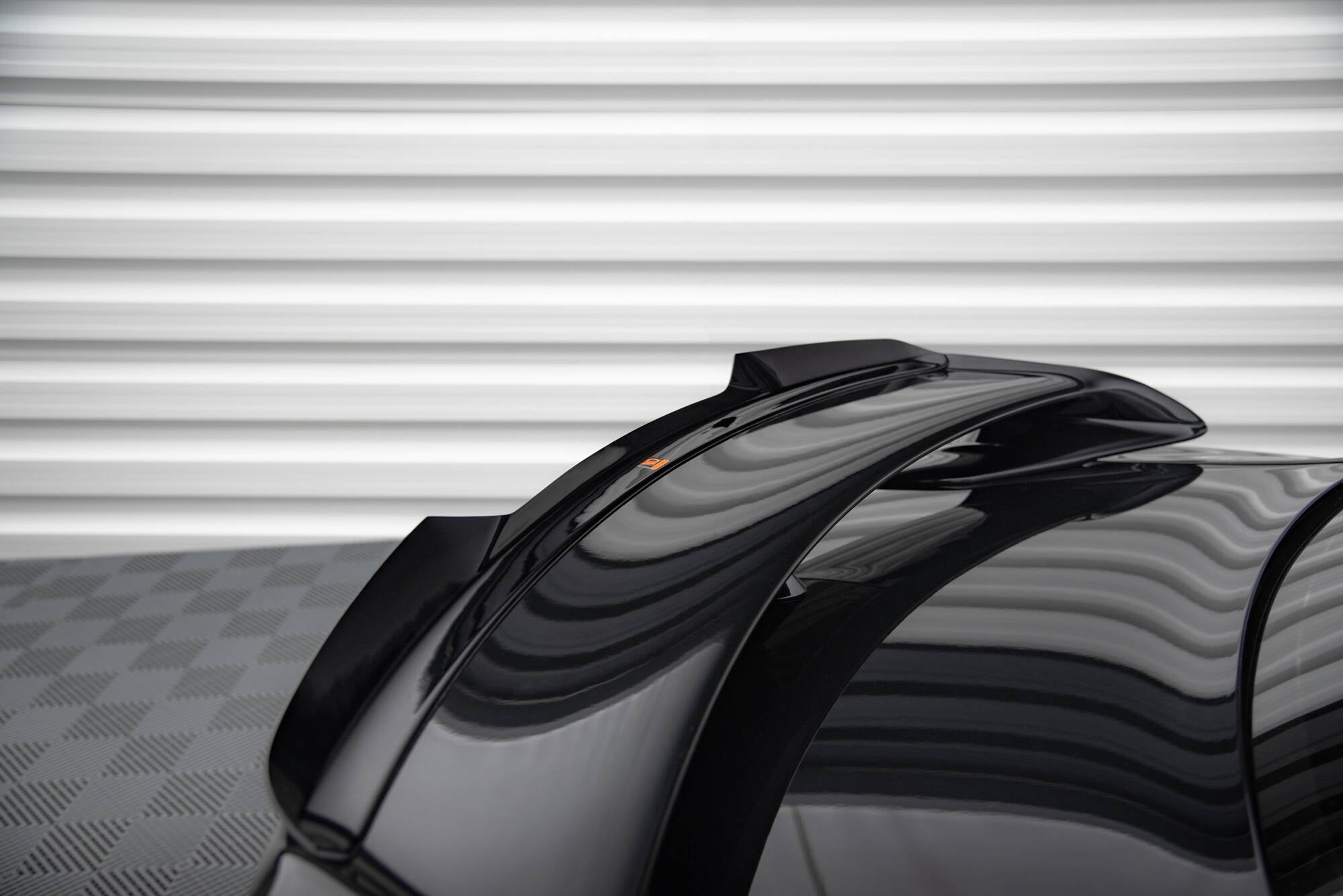 Maxton Design Spoiler CAP passend für Nissan GTR R35 Facelift schwarz Hochglanz
