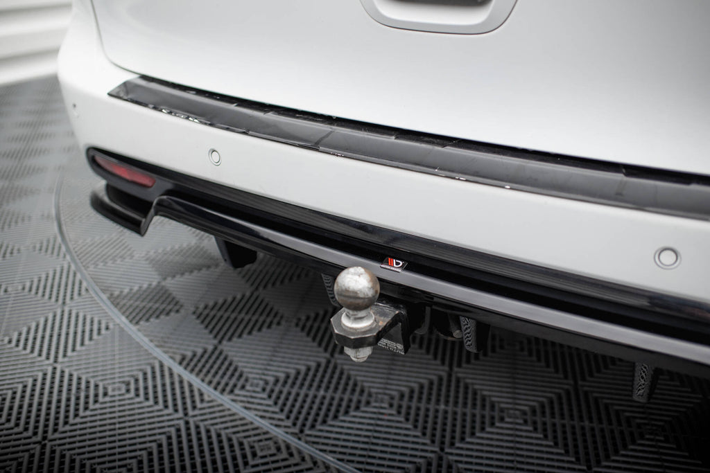Maxton Design Street+ Mittlerer Diffusor RACE passend für Chrysler Pacifica Mk2 Facelift schwarz Hochglanz