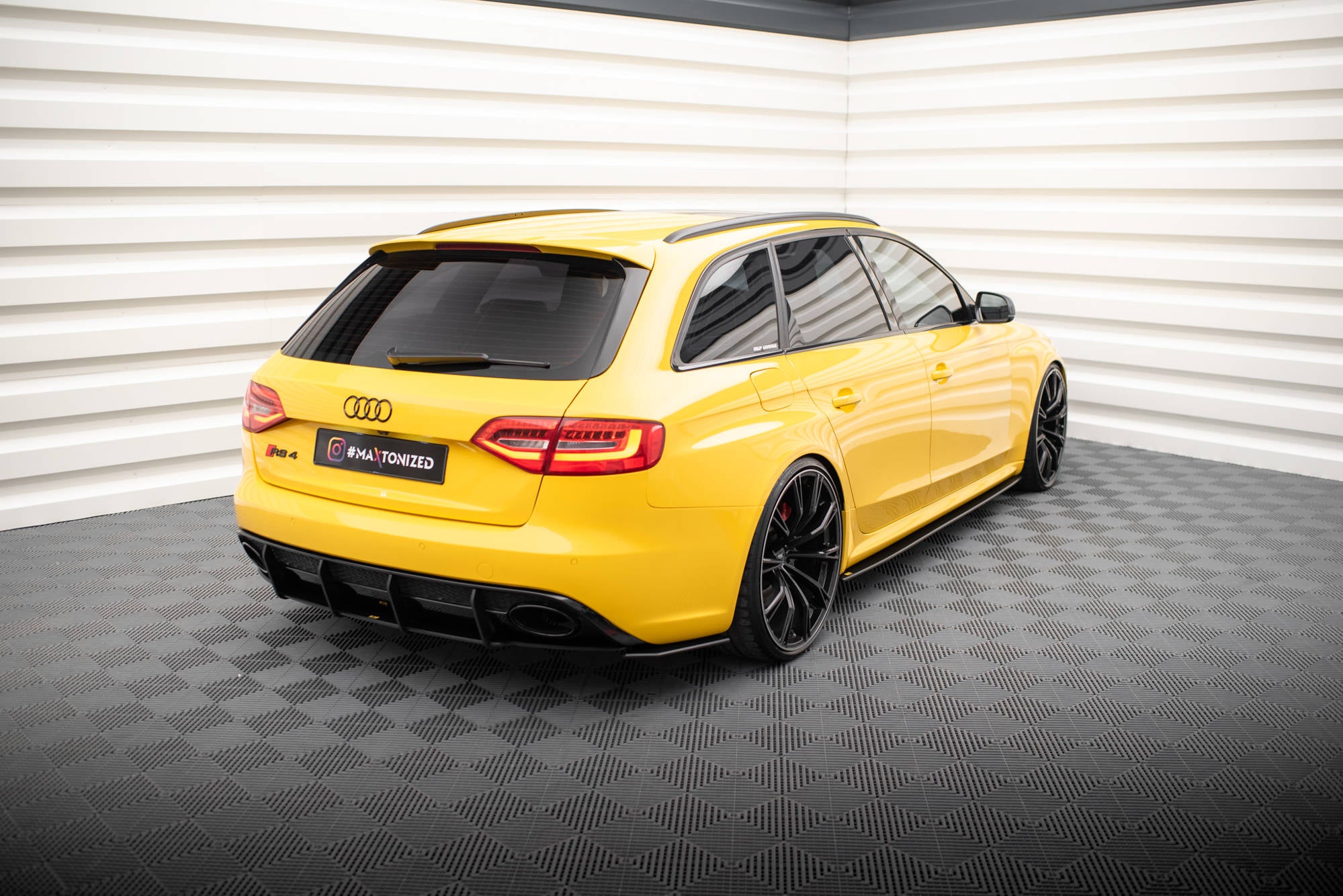 Maxton Design Street Pro Heck Ansatz Flaps Diffusor passend für Audi RS4 B8