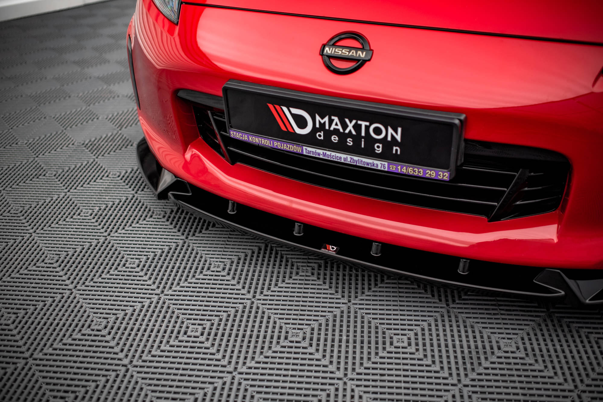 Maxton Design Street+ Spoilerlippe Front Ansatz V.3 passend für Nissan 370Z Facelift schwarz Hochglanz