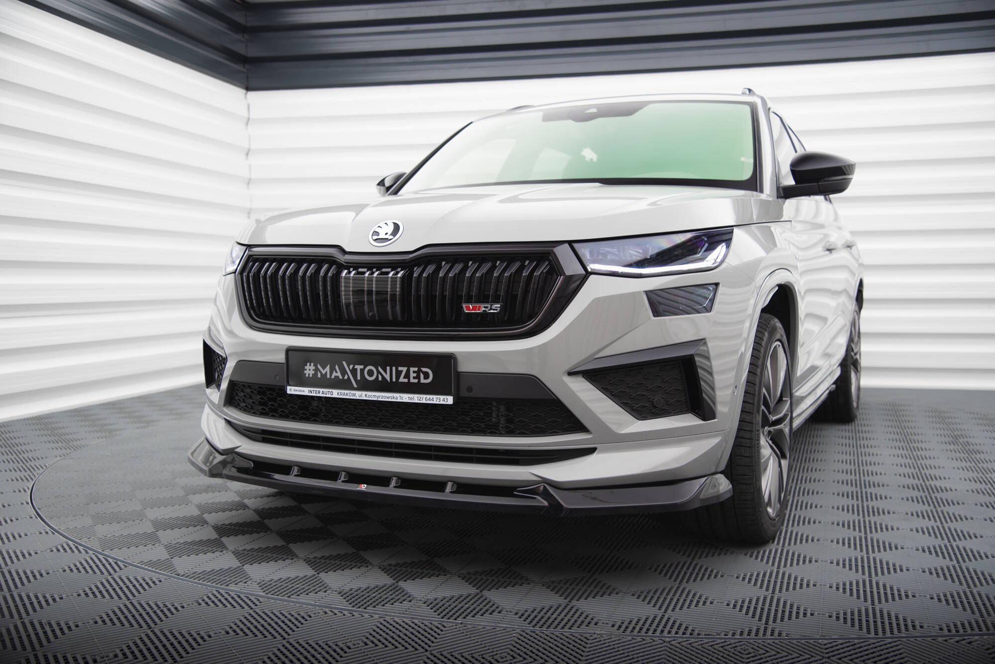 Maxton Design Street+ Spoilerlippe Front Ansatz V.1 passend für Skoda Kodiaq RS Mk1 Facelift schwarz Hochglanz