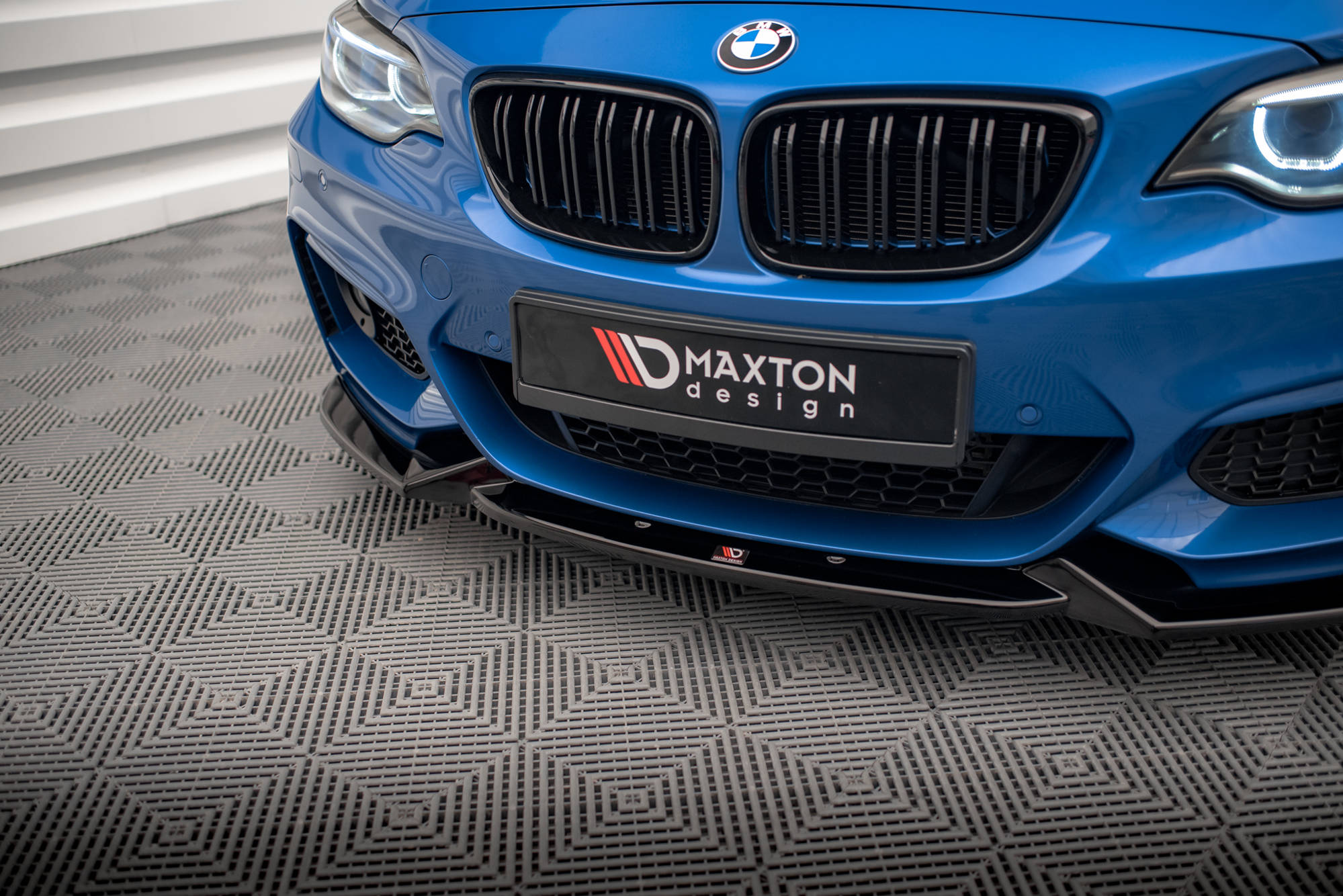 Maxton Design Front Ansatz V.2 für BMW 2 M-Paket F22 schwarz matt